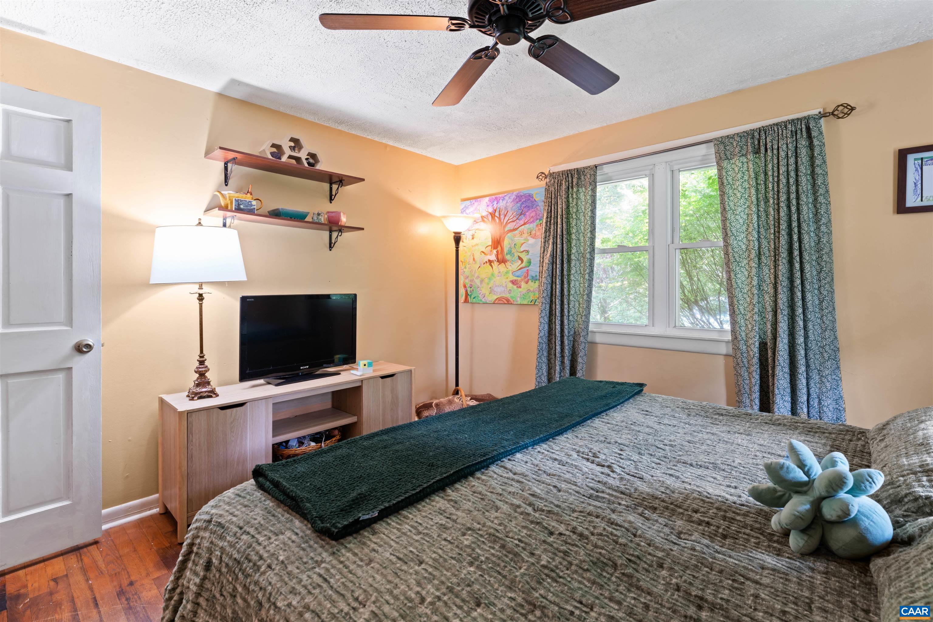 718 S MAIN ST, GORDONSVILLE, Virginia 22942, 4 Bedrooms Bedrooms, ,2 BathroomsBathrooms,Residential,718 S MAIN ST,680980 MLS # 680980 718 S MAIN ST, GORDONSVILLE, Virginia 22942, 4 Bedrooms Bedrooms, ,2 BathroomsBathrooms,Residential,718 S MAIN ST,680980 MLS # 680980
