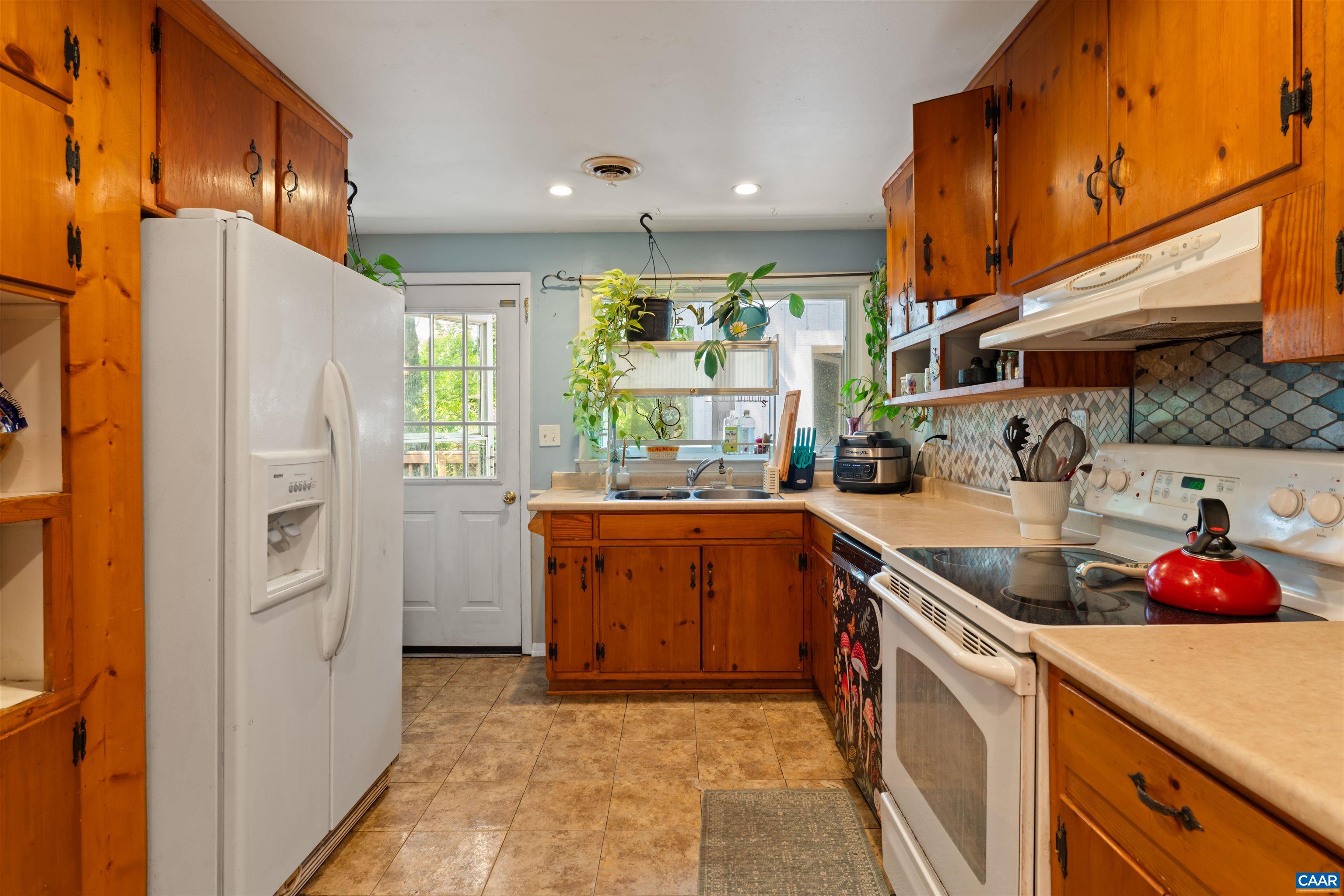 718 S MAIN ST, GORDONSVILLE, Virginia 22942, 4 Bedrooms Bedrooms, ,2 BathroomsBathrooms,Residential,718 S MAIN ST,680980 MLS # 680980 718 S MAIN ST, GORDONSVILLE, Virginia 22942, 4 Bedrooms Bedrooms, ,2 BathroomsBathrooms,Residential,718 S MAIN ST,680980 MLS # 680980