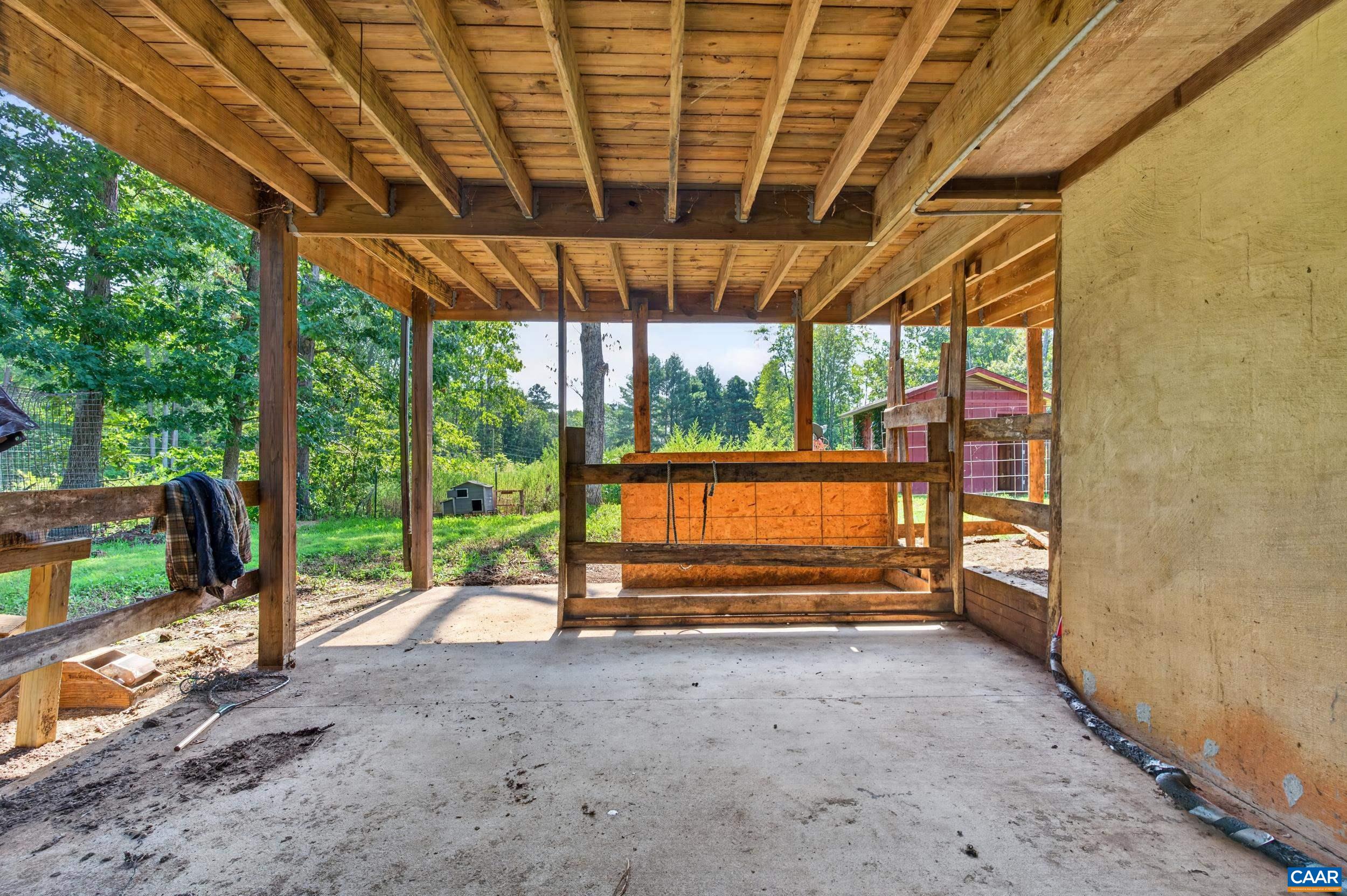 7192 S JAMES RIVER HWY, BUCKINGHAM, Virginia 23921, 5 Bedrooms Bedrooms, ,3 BathroomsBathrooms,Residential,7192 S JAMES RIVER HWY,680989 MLS # 680989