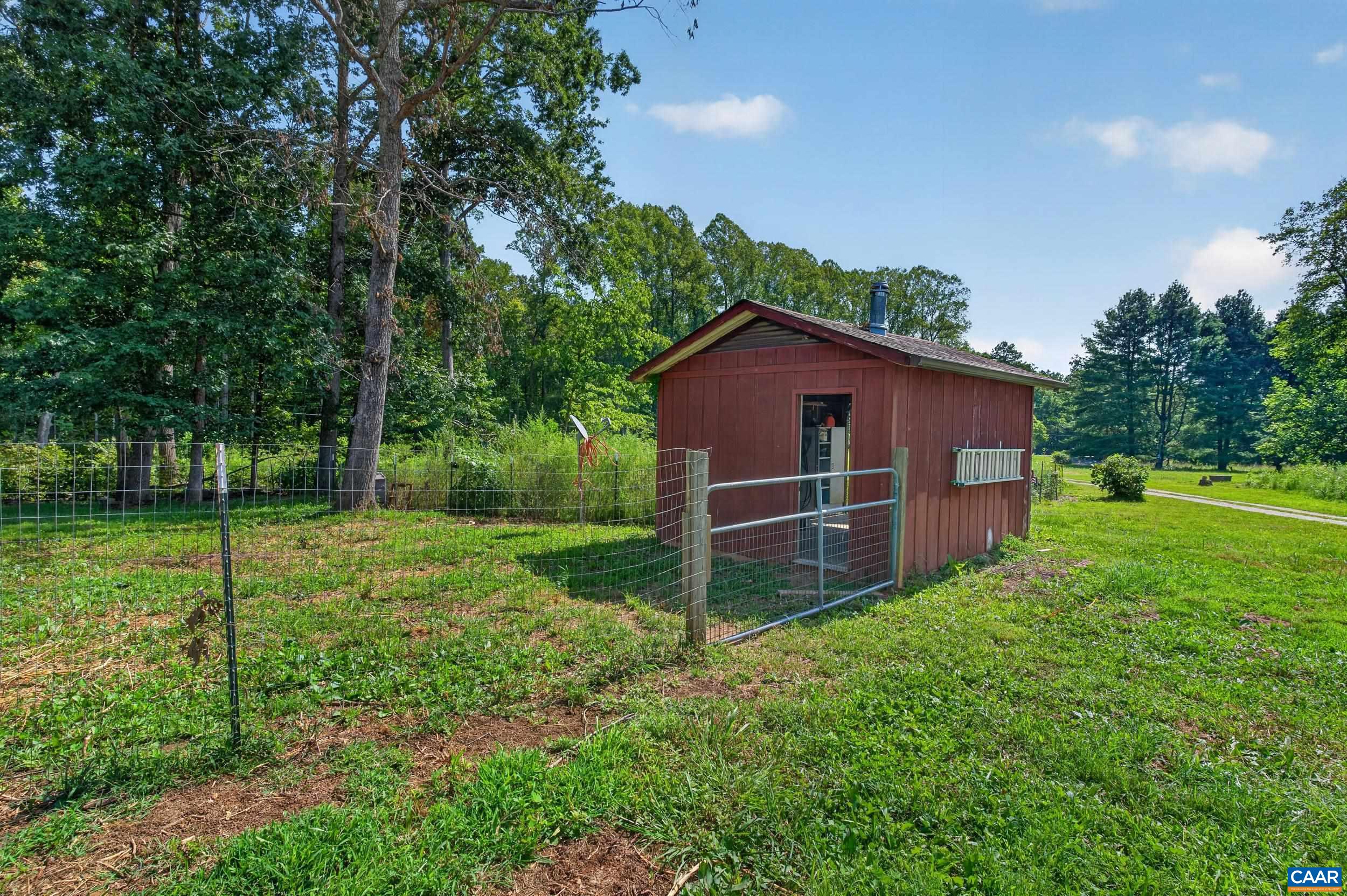 7192 S JAMES RIVER HWY, BUCKINGHAM, Virginia 23921, 5 Bedrooms Bedrooms, ,3 BathroomsBathrooms,Residential,7192 S JAMES RIVER HWY,680989 MLS # 680989
