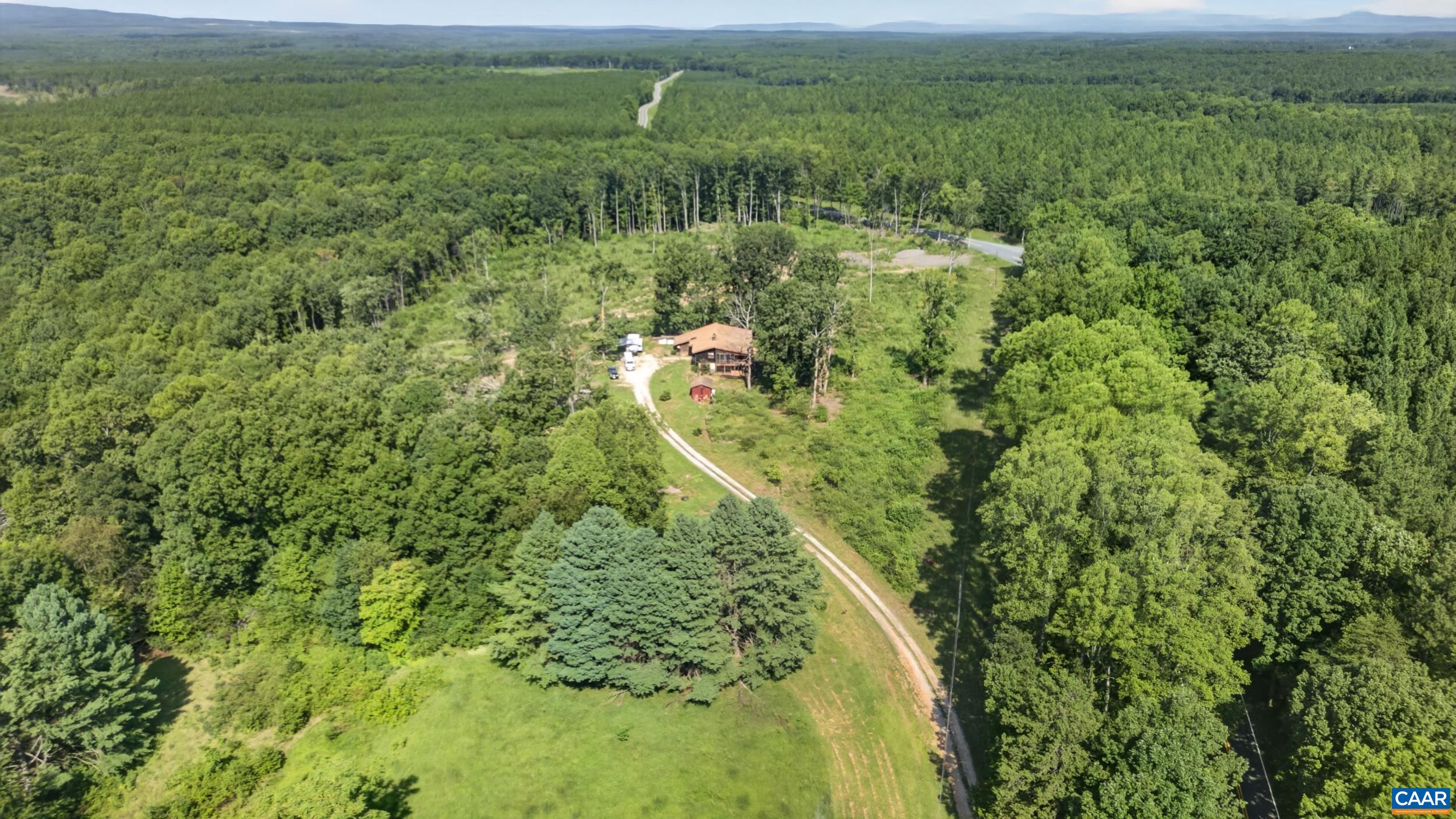 7192 S JAMES RIVER HWY, BUCKINGHAM, Virginia 23921, 5 Bedrooms Bedrooms, ,3 BathroomsBathrooms,Residential,7192 S JAMES RIVER HWY,680989 MLS # 680989