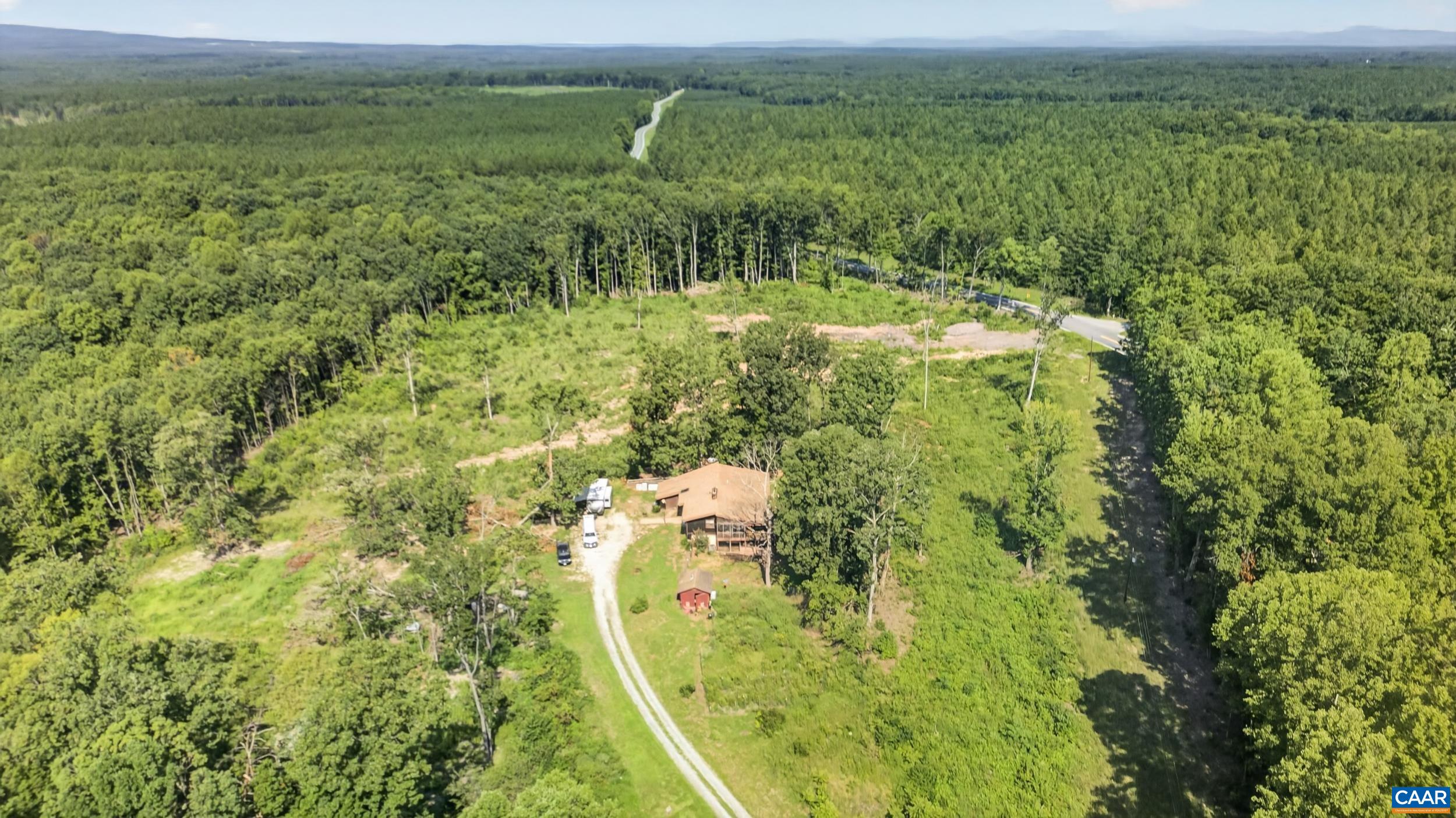 7192 S JAMES RIVER HWY, BUCKINGHAM, Virginia 23921, 5 Bedrooms Bedrooms, ,3 BathroomsBathrooms,Residential,7192 S JAMES RIVER HWY,680989 MLS # 680989