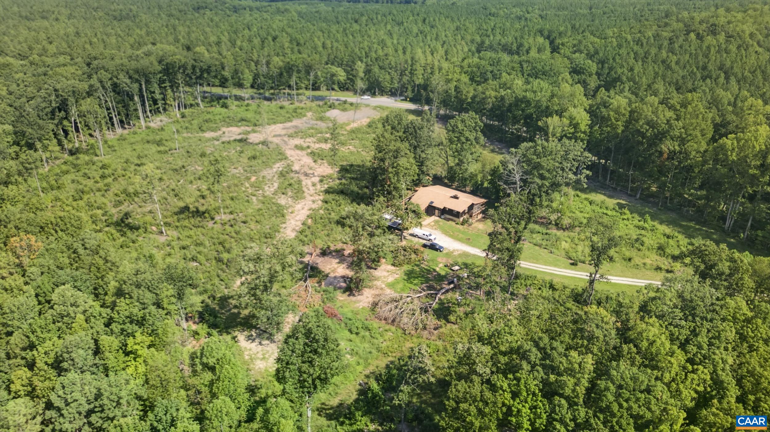 7192 S JAMES RIVER HWY, BUCKINGHAM, Virginia 23921, 5 Bedrooms Bedrooms, ,3 BathroomsBathrooms,Residential,7192 S JAMES RIVER HWY,680989 MLS # 680989
