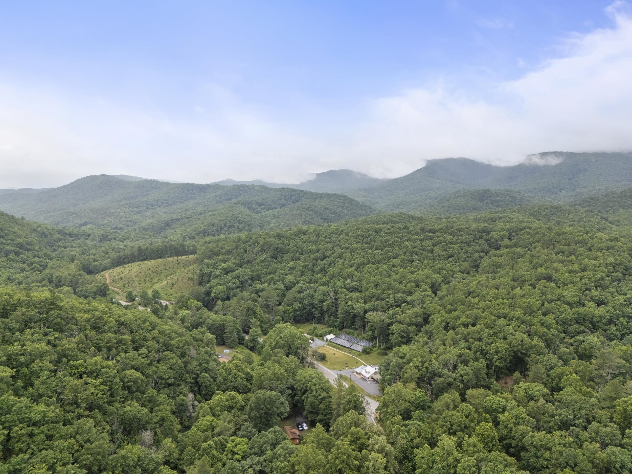 2175 HANKEY MOUNTAIN HWY, CHURCHVILLE, Virginia 24421, 3 Bedrooms Bedrooms, ,1 BathroomBathrooms,Residential,2175 HANKEY MOUNTAIN HWY,680994 MLS # 680994 2175 HANKEY MOUNTAIN HWY, CHURCHVILLE, Virginia 24421, 3 Bedrooms Bedrooms, ,1 BathroomBathrooms,Residential,2175 HANKEY MOUNTAIN HWY,680994 MLS # 680994