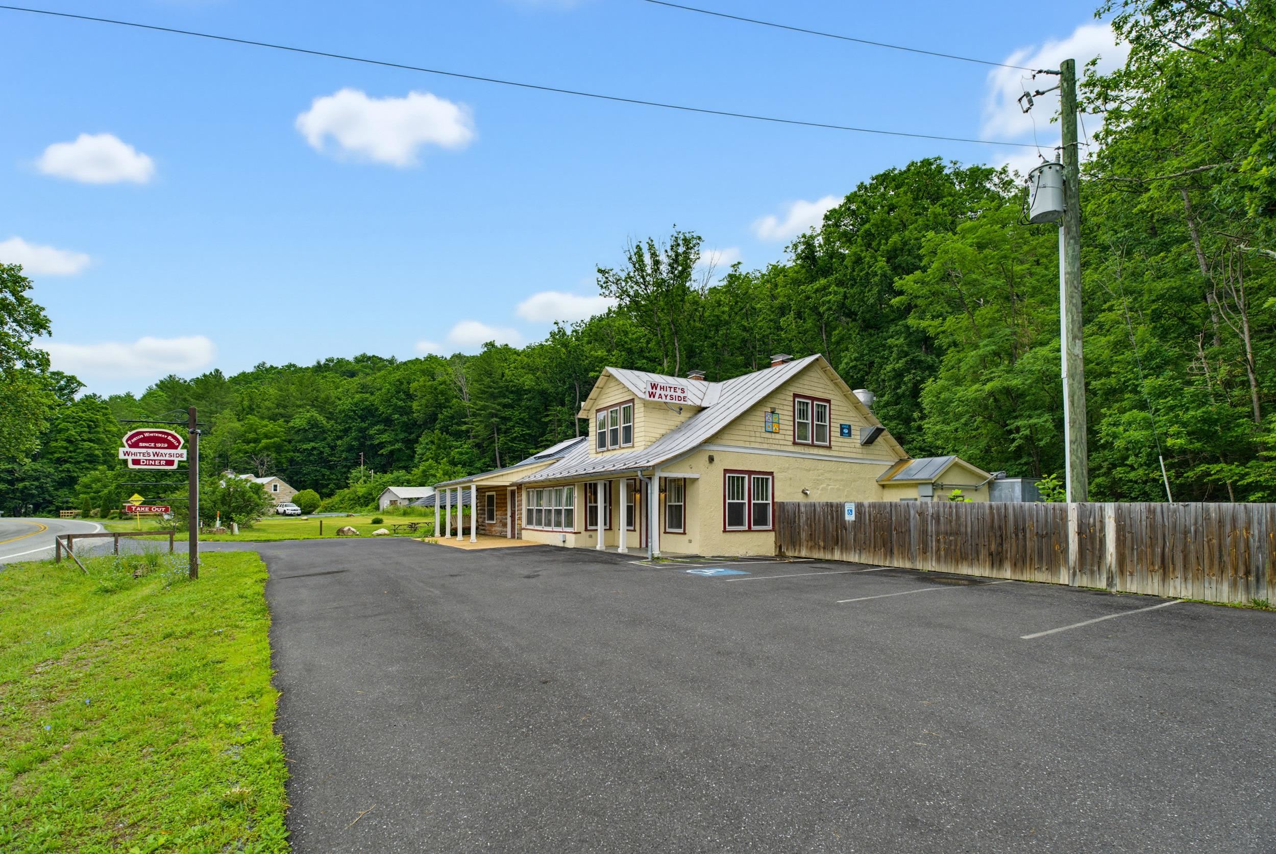 2175 HANKEY MOUNTAIN HWY, CHURCHVILLE, Virginia 24421, 3 Bedrooms Bedrooms, ,1 BathroomBathrooms,Residential,2175 HANKEY MOUNTAIN HWY,680994 MLS # 680994 2175 HANKEY MOUNTAIN HWY, CHURCHVILLE, Virginia 24421, 3 Bedrooms Bedrooms, ,1 BathroomBathrooms,Residential,2175 HANKEY MOUNTAIN HWY,680994 MLS # 680994