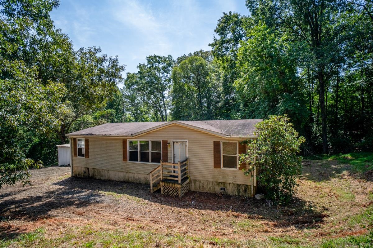 1386 PREDDY CREEK RD, BARBOURSVILLE, Virginia 22923, 3 Bedrooms Bedrooms, ,2 BathroomsBathrooms,Residential,1386 PREDDY CREEK RD,680995 MLS # 680995 1386 PREDDY CREEK RD, BARBOURSVILLE, Virginia 22923, 3 Bedrooms Bedrooms, ,2 BathroomsBathrooms,Residential,1386 PREDDY CREEK RD,680995 MLS # 680995