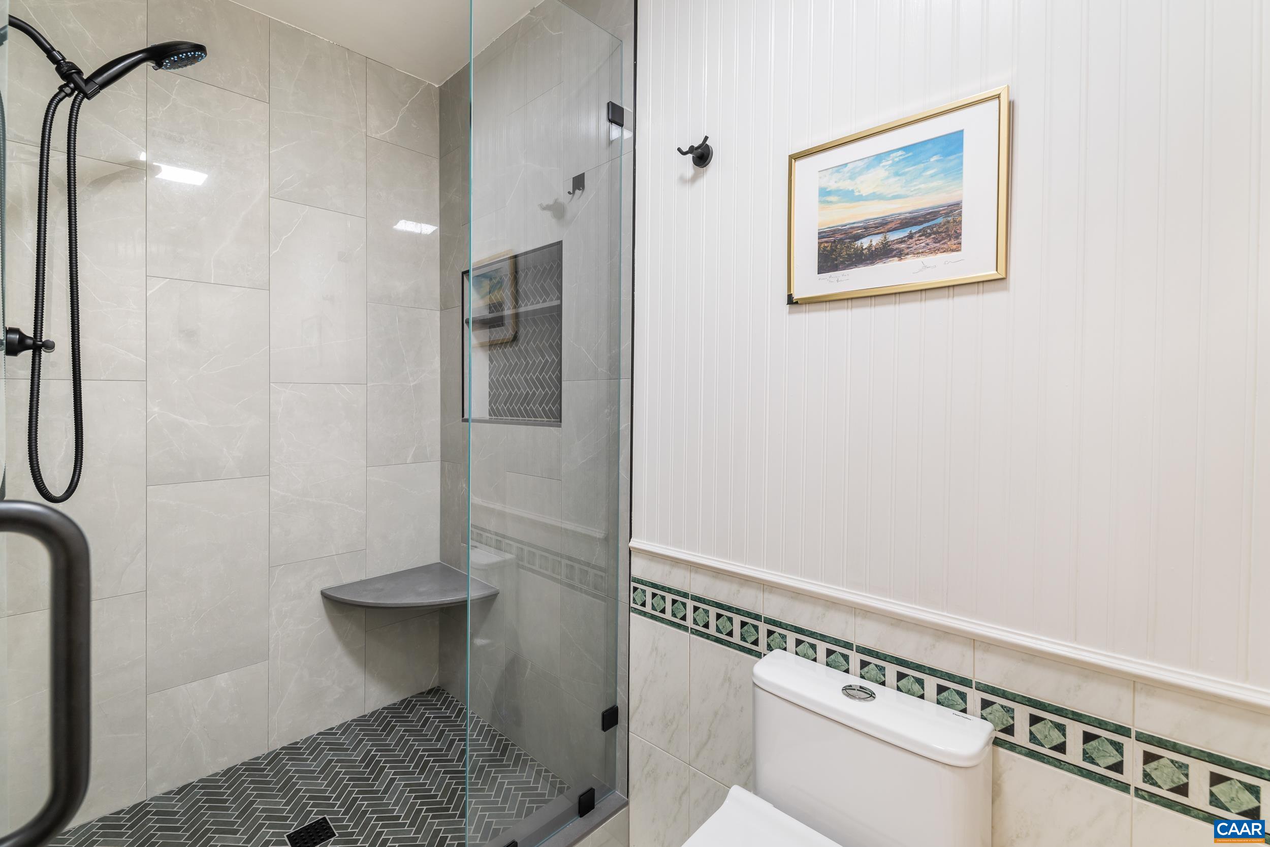 5880 EMERALD LN, CHARLOTTESVILLE, Virginia 22903, 4 Bedrooms Bedrooms, ,3 BathroomsBathrooms,Residential,5880 EMERALD LN,681000 MLS # 681000 5880 EMERALD LN, CHARLOTTESVILLE, Virginia 22903, 4 Bedrooms Bedrooms, ,3 BathroomsBathrooms,Residential,5880 EMERALD LN,681000 MLS # 681000