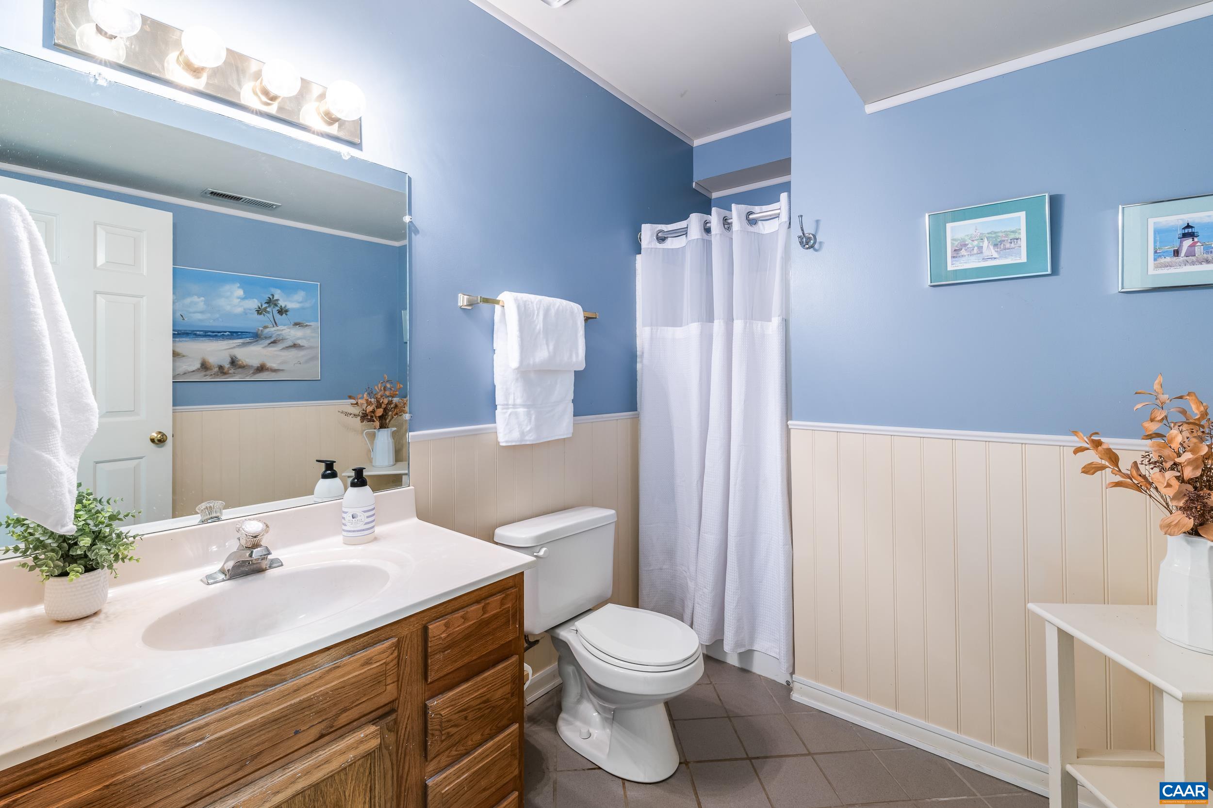 5880 EMERALD LN, CHARLOTTESVILLE, Virginia 22903, 4 Bedrooms Bedrooms, ,3 BathroomsBathrooms,Residential,5880 EMERALD LN,681000 MLS # 681000 5880 EMERALD LN, CHARLOTTESVILLE, Virginia 22903, 4 Bedrooms Bedrooms, ,3 BathroomsBathrooms,Residential,5880 EMERALD LN,681000 MLS # 681000