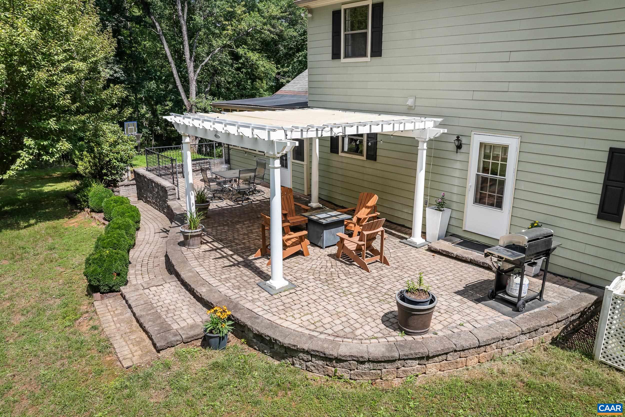 5880 EMERALD LN, CHARLOTTESVILLE, Virginia 22903, 4 Bedrooms Bedrooms, ,3 BathroomsBathrooms,Residential,5880 EMERALD LN,681000 MLS # 681000 5880 EMERALD LN, CHARLOTTESVILLE, Virginia 22903, 4 Bedrooms Bedrooms, ,3 BathroomsBathrooms,Residential,5880 EMERALD LN,681000 MLS # 681000