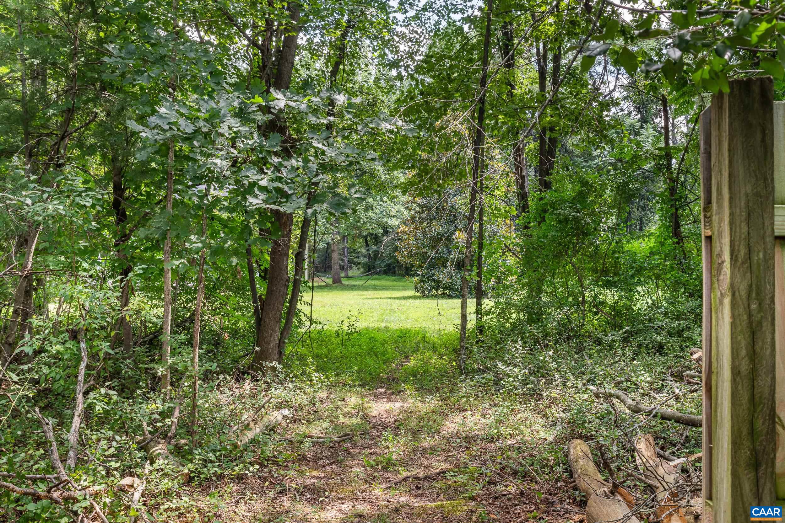 5880 EMERALD LN, CHARLOTTESVILLE, Virginia 22903, 4 Bedrooms Bedrooms, ,3 BathroomsBathrooms,Residential,5880 EMERALD LN,681000 MLS # 681000 5880 EMERALD LN, CHARLOTTESVILLE, Virginia 22903, 4 Bedrooms Bedrooms, ,3 BathroomsBathrooms,Residential,5880 EMERALD LN,681000 MLS # 681000