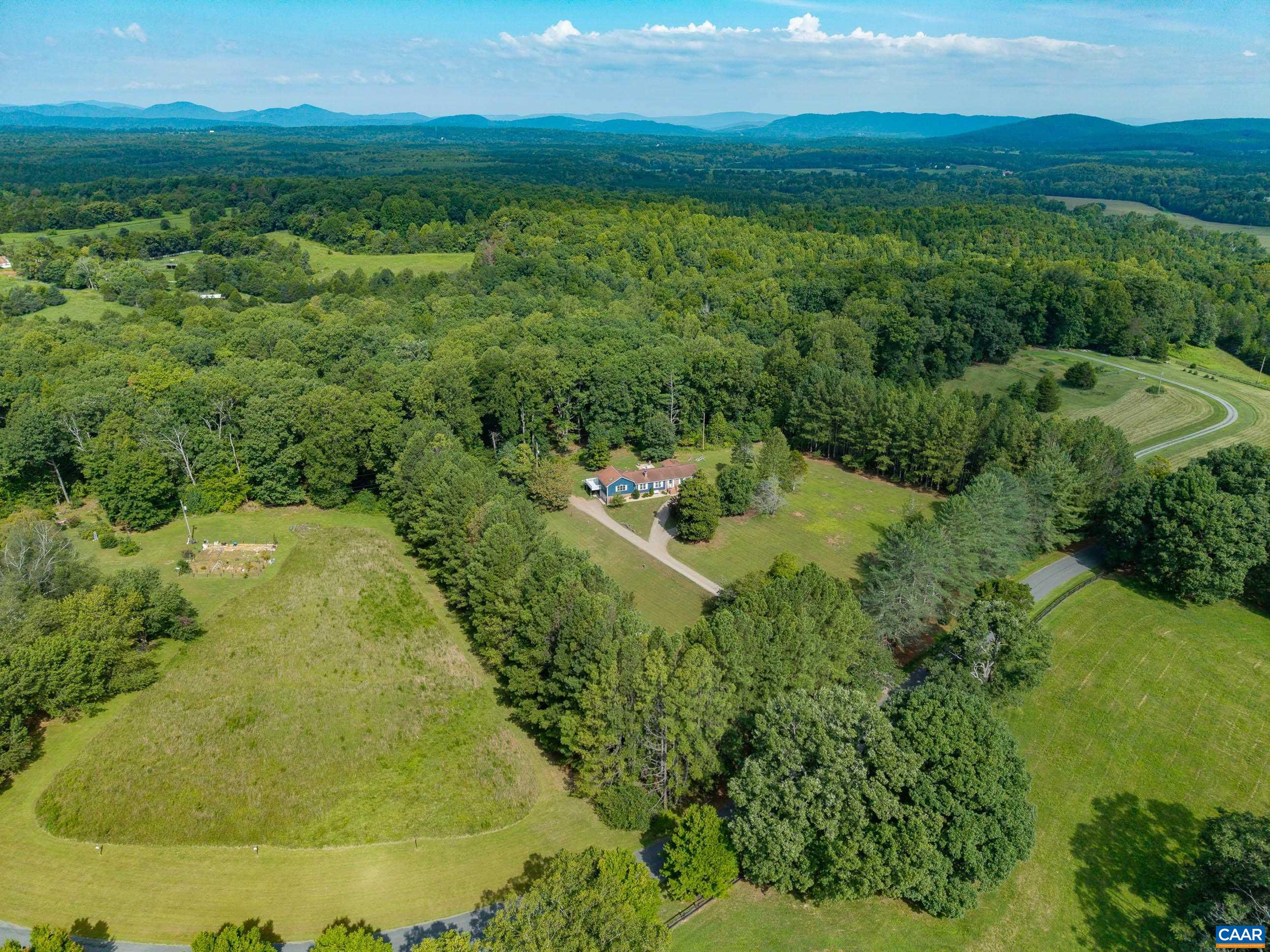 6280 BLENHEIM RD, SCOTTSVILLE, Virginia 24590, 4 Bedrooms Bedrooms, ,4 BathroomsBathrooms,Residential,6280 BLENHEIM RD,681001 MLS # 681001 6280 BLENHEIM RD, SCOTTSVILLE, Virginia 24590, 4 Bedrooms Bedrooms, ,4 BathroomsBathrooms,Residential,6280 BLENHEIM RD,681001 MLS # 681001