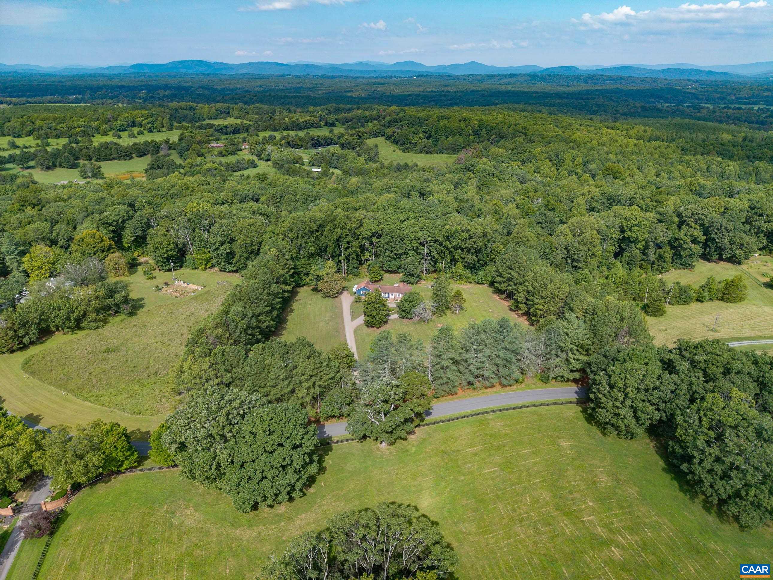6280 BLENHEIM RD, SCOTTSVILLE, Virginia 24590, 4 Bedrooms Bedrooms, ,4 BathroomsBathrooms,Residential,6280 BLENHEIM RD,681001 MLS # 681001 6280 BLENHEIM RD, SCOTTSVILLE, Virginia 24590, 4 Bedrooms Bedrooms, ,4 BathroomsBathrooms,Residential,6280 BLENHEIM RD,681001 MLS # 681001