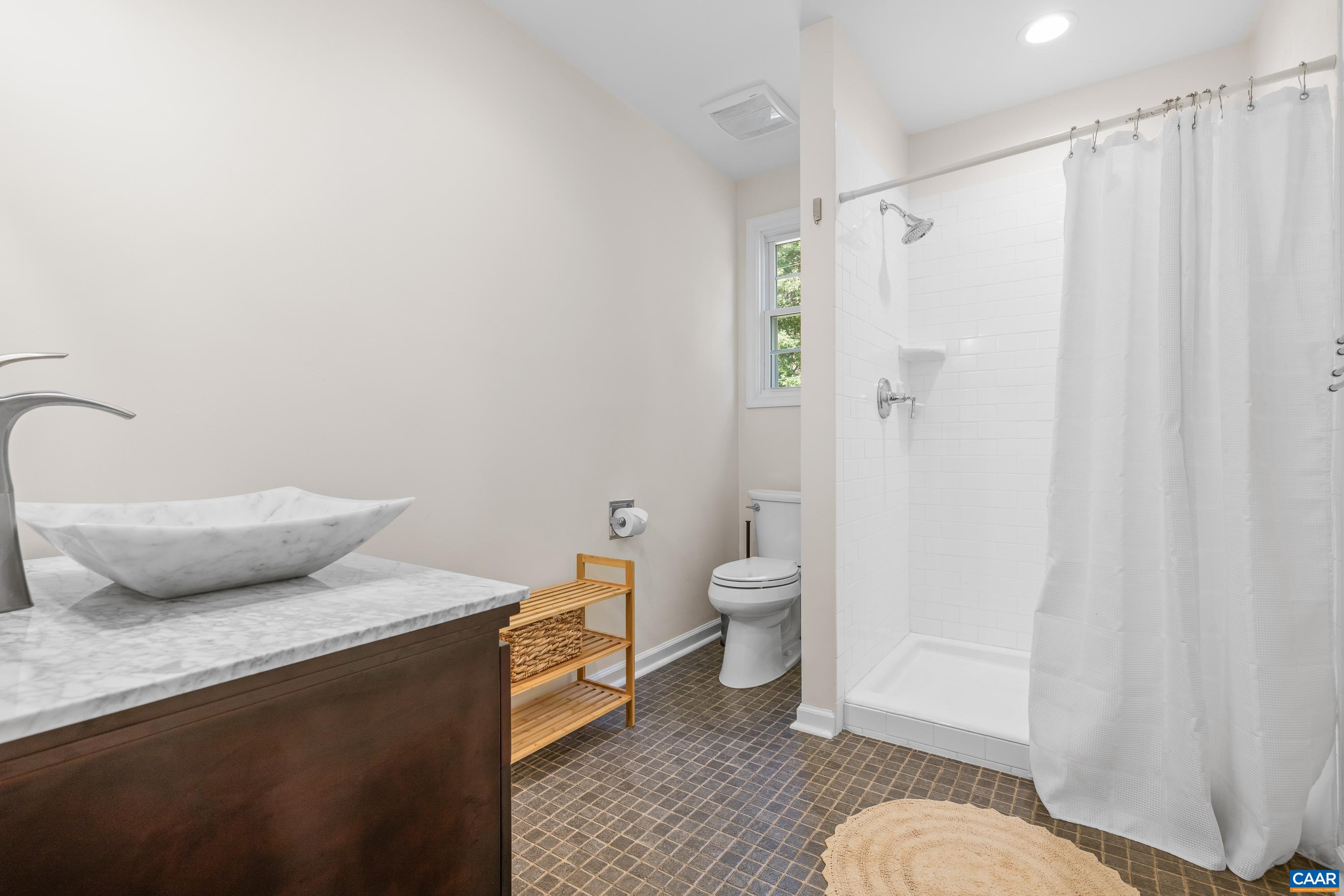 6280 BLENHEIM RD, SCOTTSVILLE, Virginia 24590, 4 Bedrooms Bedrooms, ,4 BathroomsBathrooms,Residential,6280 BLENHEIM RD,681001 MLS # 681001 6280 BLENHEIM RD, SCOTTSVILLE, Virginia 24590, 4 Bedrooms Bedrooms, ,4 BathroomsBathrooms,Residential,6280 BLENHEIM RD,681001 MLS # 681001