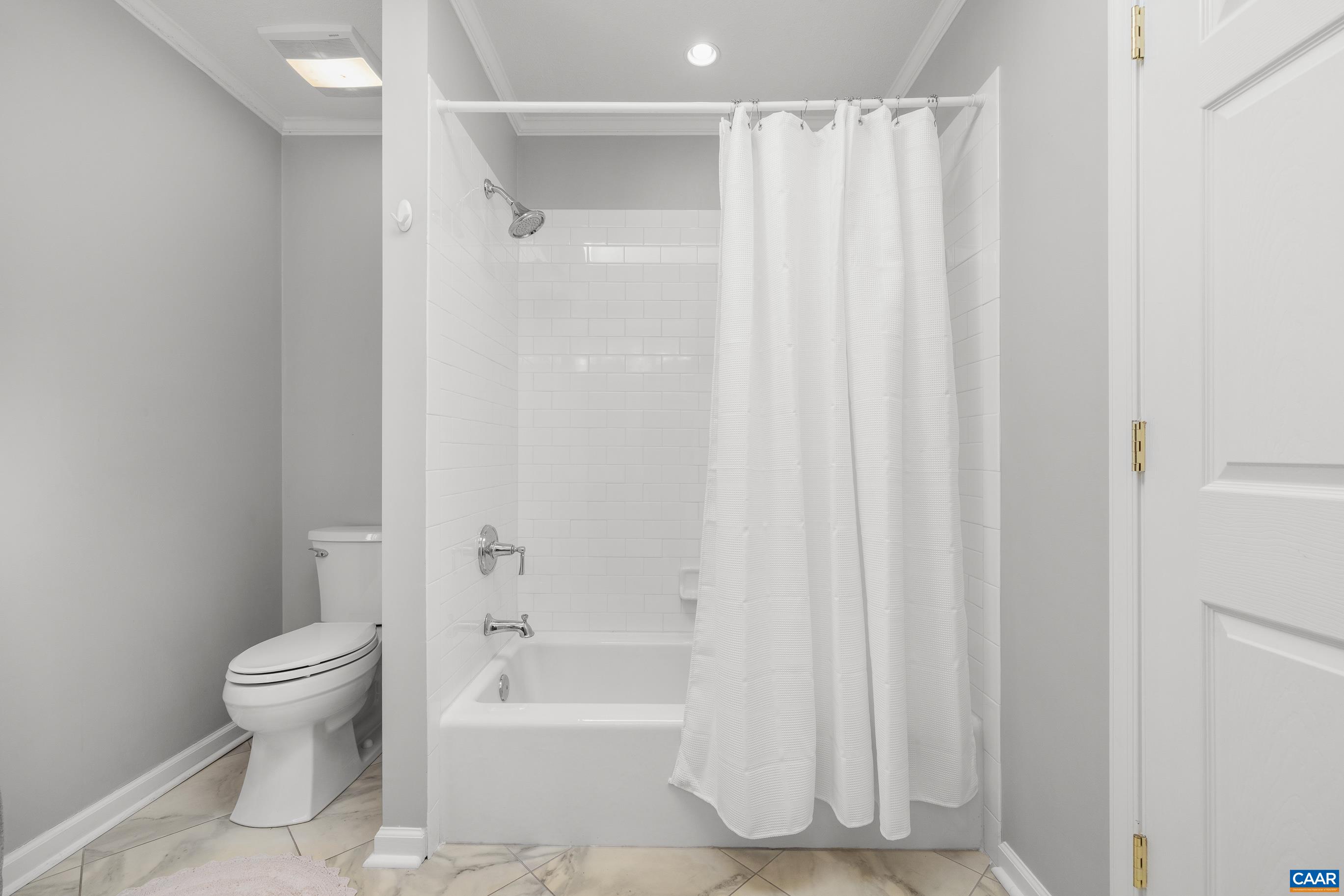 6280 BLENHEIM RD, SCOTTSVILLE, Virginia 24590, 4 Bedrooms Bedrooms, ,4 BathroomsBathrooms,Residential,6280 BLENHEIM RD,681001 MLS # 681001 6280 BLENHEIM RD, SCOTTSVILLE, Virginia 24590, 4 Bedrooms Bedrooms, ,4 BathroomsBathrooms,Residential,6280 BLENHEIM RD,681001 MLS # 681001
