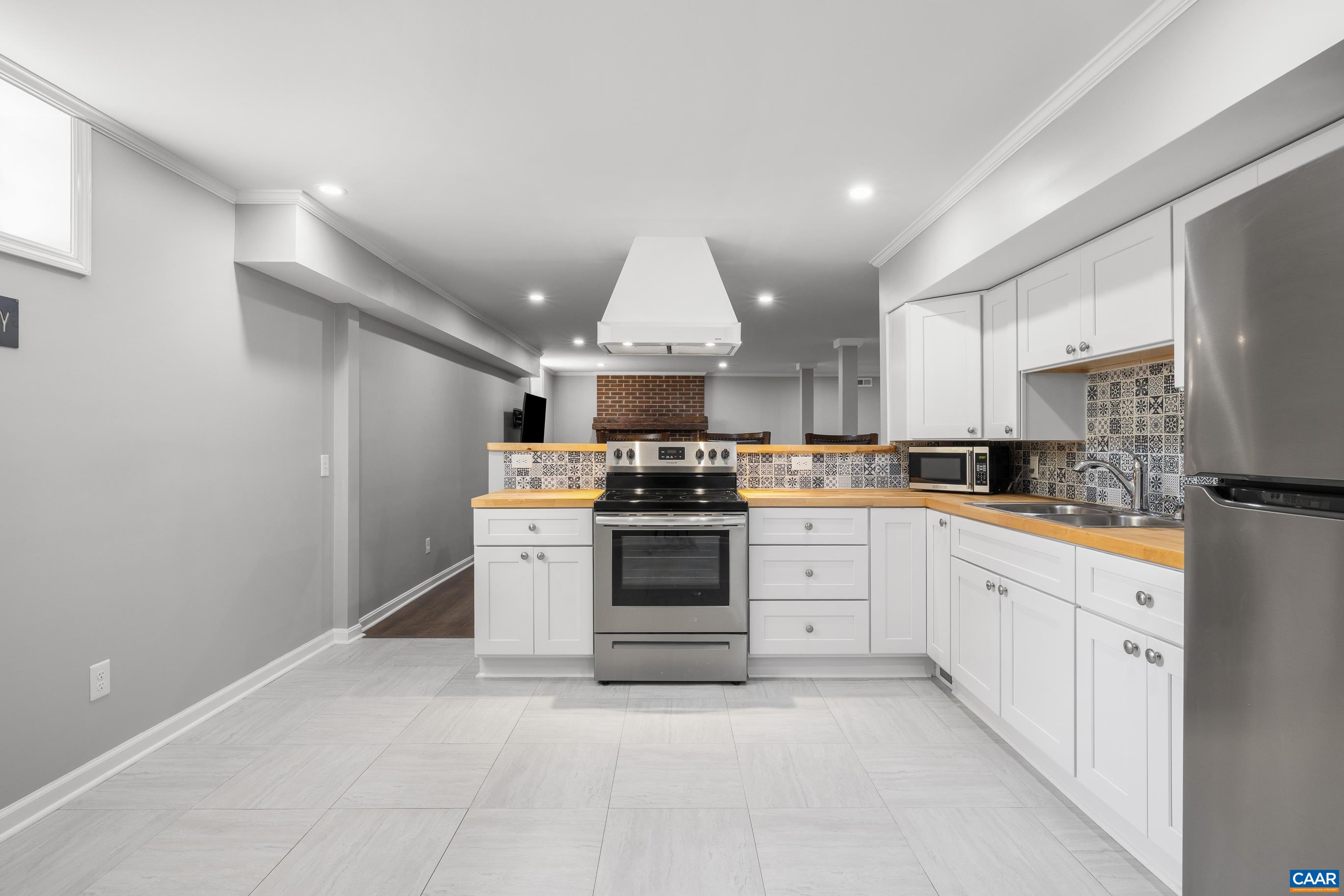 6280 BLENHEIM RD, SCOTTSVILLE, Virginia 24590, 4 Bedrooms Bedrooms, ,4 BathroomsBathrooms,Residential,6280 BLENHEIM RD,681001 MLS # 681001 6280 BLENHEIM RD, SCOTTSVILLE, Virginia 24590, 4 Bedrooms Bedrooms, ,4 BathroomsBathrooms,Residential,6280 BLENHEIM RD,681001 MLS # 681001
