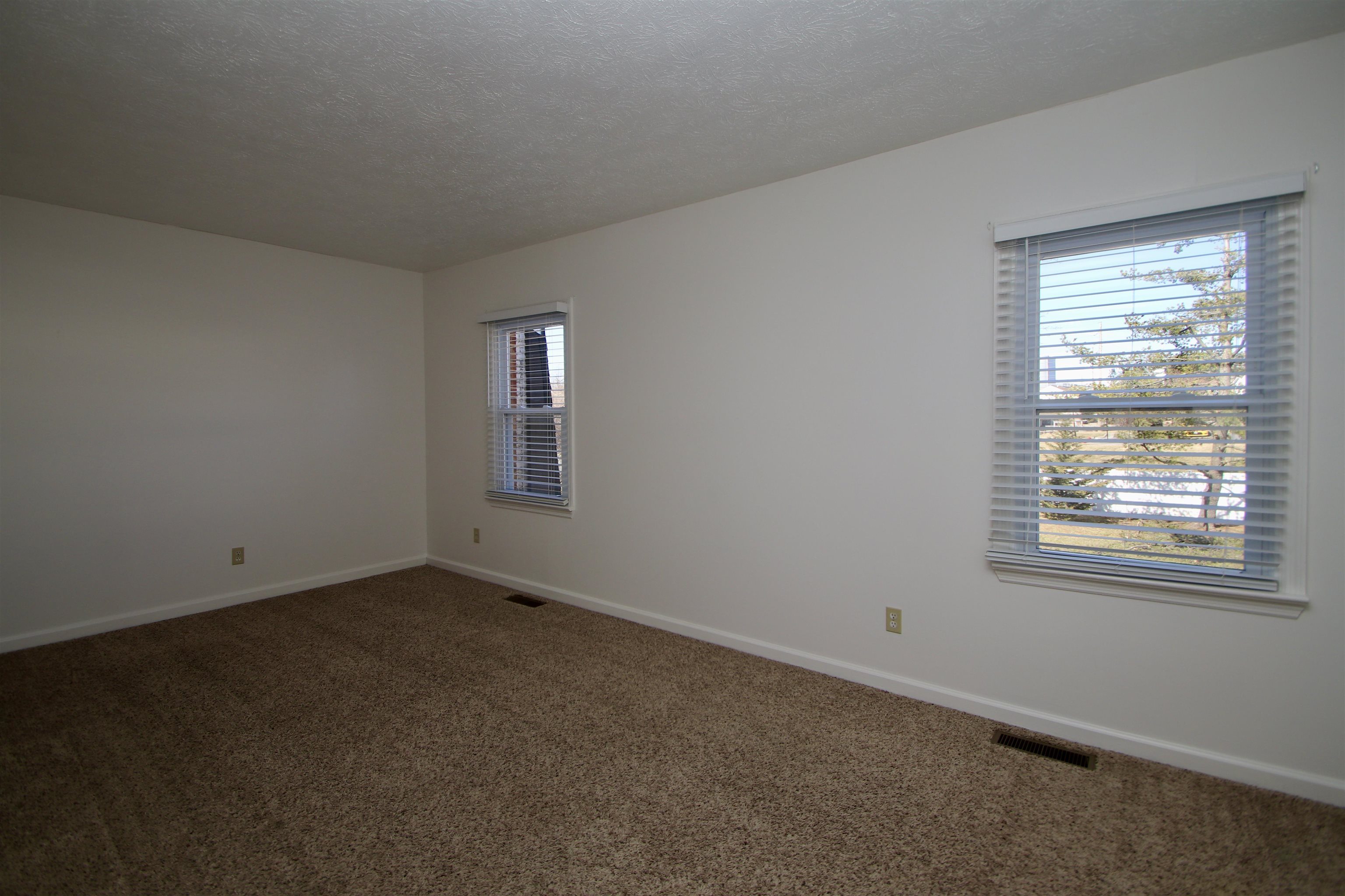 922 MEADOWLARK DR, HARRISONBURG, Virginia 22802, 3 Bedrooms Bedrooms, ,2 BathroomsBathrooms,Residential,922 MEADOWLARK DR,681004 MLS # 681004 922 MEADOWLARK DR, HARRISONBURG, Virginia 22802, 3 Bedrooms Bedrooms, ,2 BathroomsBathrooms,Residential,922 MEADOWLARK DR,681004 MLS # 681004