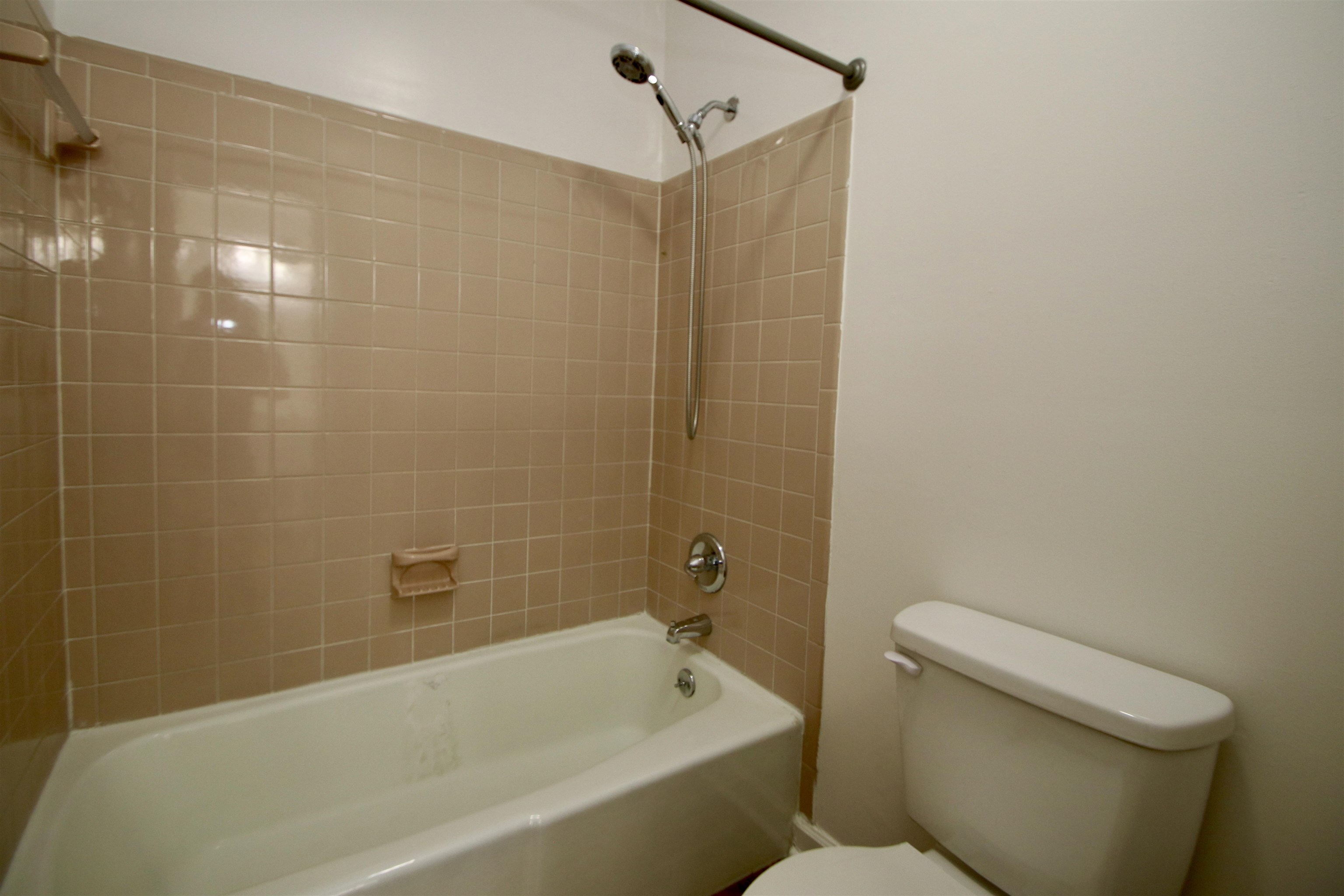 922 MEADOWLARK DR, HARRISONBURG, Virginia 22802, 3 Bedrooms Bedrooms, ,2 BathroomsBathrooms,Residential,922 MEADOWLARK DR,681004 MLS # 681004 922 MEADOWLARK DR, HARRISONBURG, Virginia 22802, 3 Bedrooms Bedrooms, ,2 BathroomsBathrooms,Residential,922 MEADOWLARK DR,681004 MLS # 681004