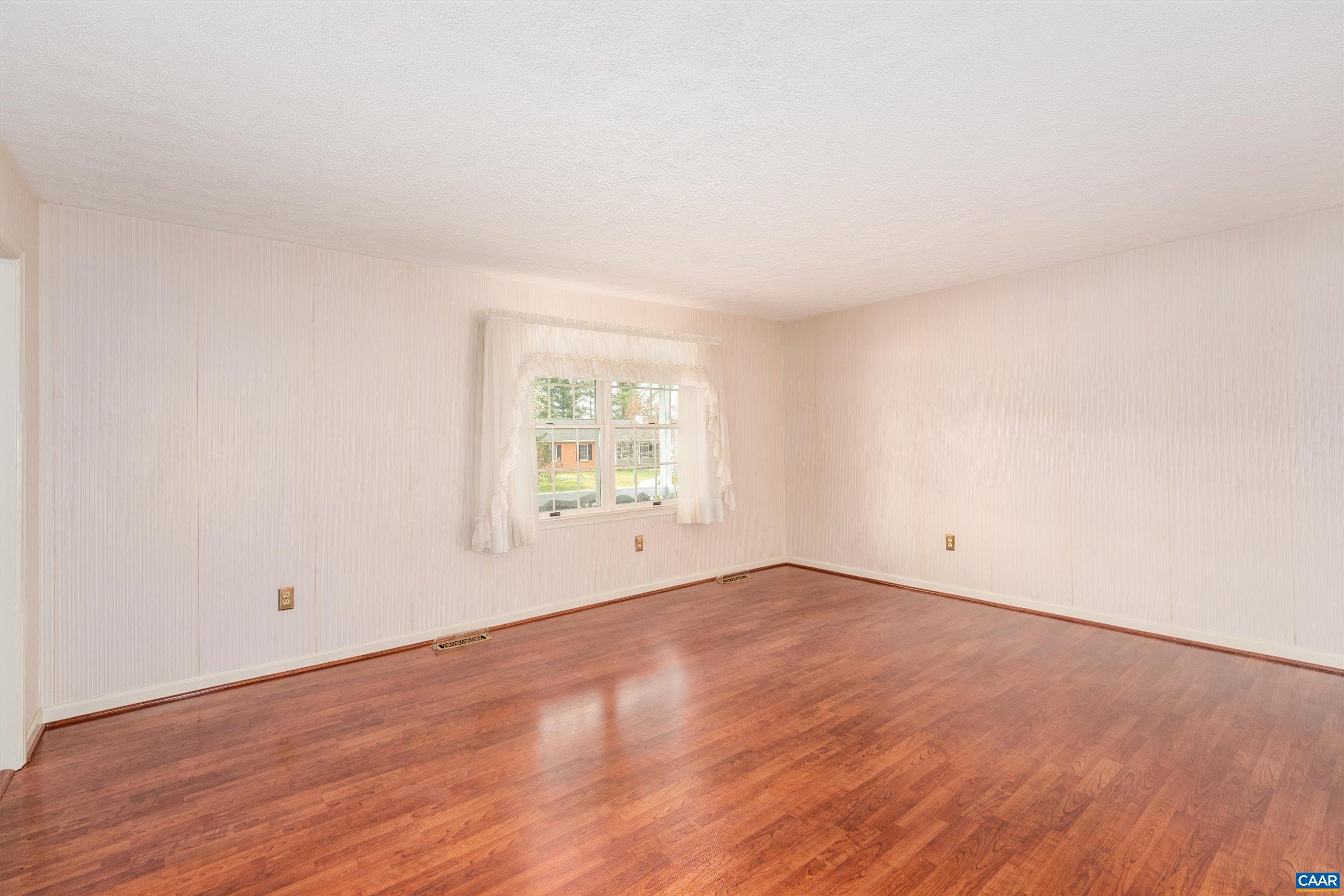 252 FLINT MOUNTAIN DR, STUARTS DRAFT, Virginia 24477, 3 Bedrooms Bedrooms, ,2 BathroomsBathrooms,Residential,252 FLINT MOUNTAIN DR,674977 MLS # 674977 252 FLINT MOUNTAIN DR, STUARTS DRAFT, Virginia 24477, 3 Bedrooms Bedrooms, ,2 BathroomsBathrooms,Residential,252 FLINT MOUNTAIN DR,674977 MLS # 674977