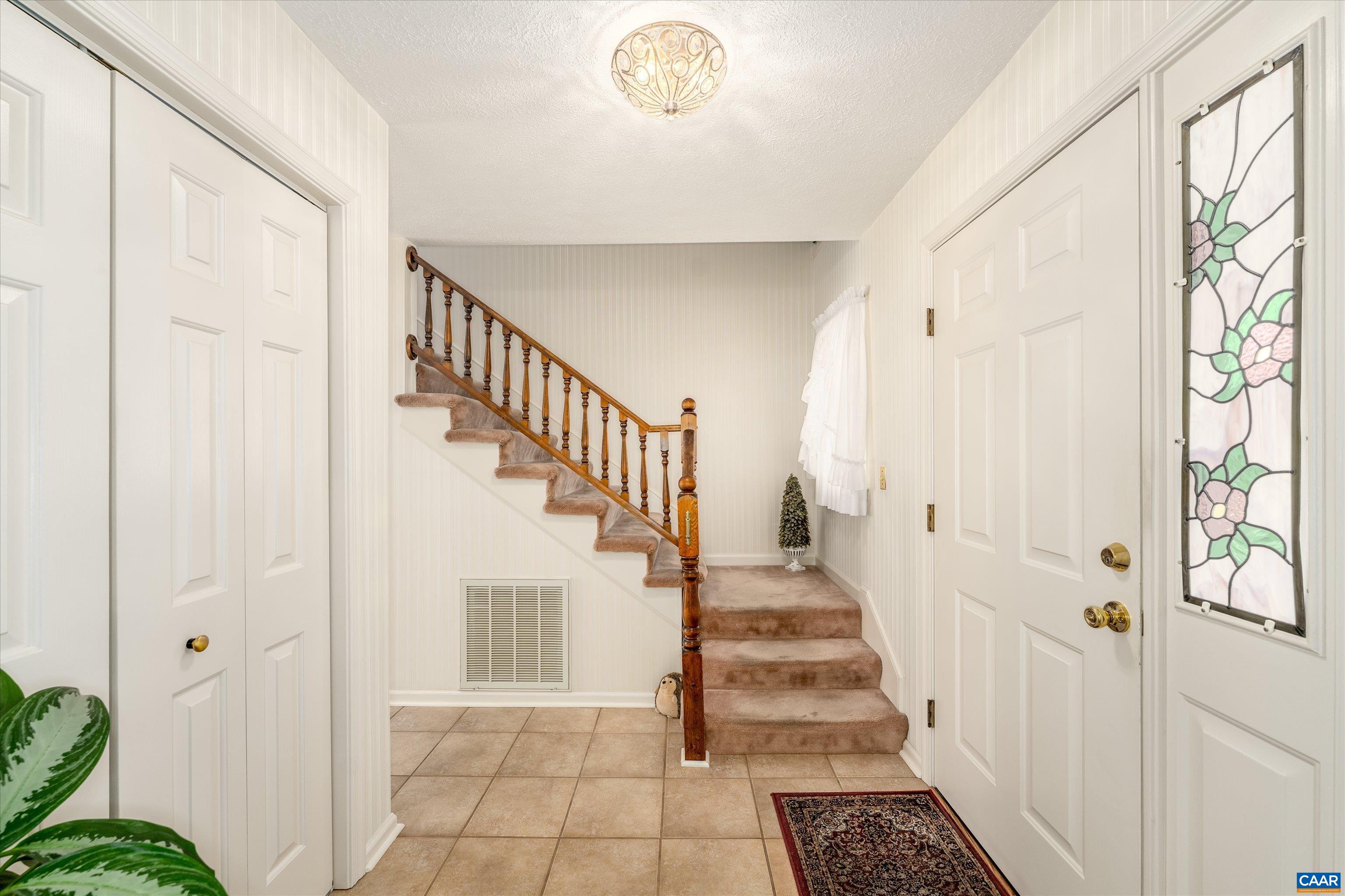 252 FLINT MOUNTAIN DR, STUARTS DRAFT, Virginia 24477, 3 Bedrooms Bedrooms, ,2 BathroomsBathrooms,Residential,252 FLINT MOUNTAIN DR,674977 MLS # 674977 252 FLINT MOUNTAIN DR, STUARTS DRAFT, Virginia 24477, 3 Bedrooms Bedrooms, ,2 BathroomsBathrooms,Residential,252 FLINT MOUNTAIN DR,674977 MLS # 674977