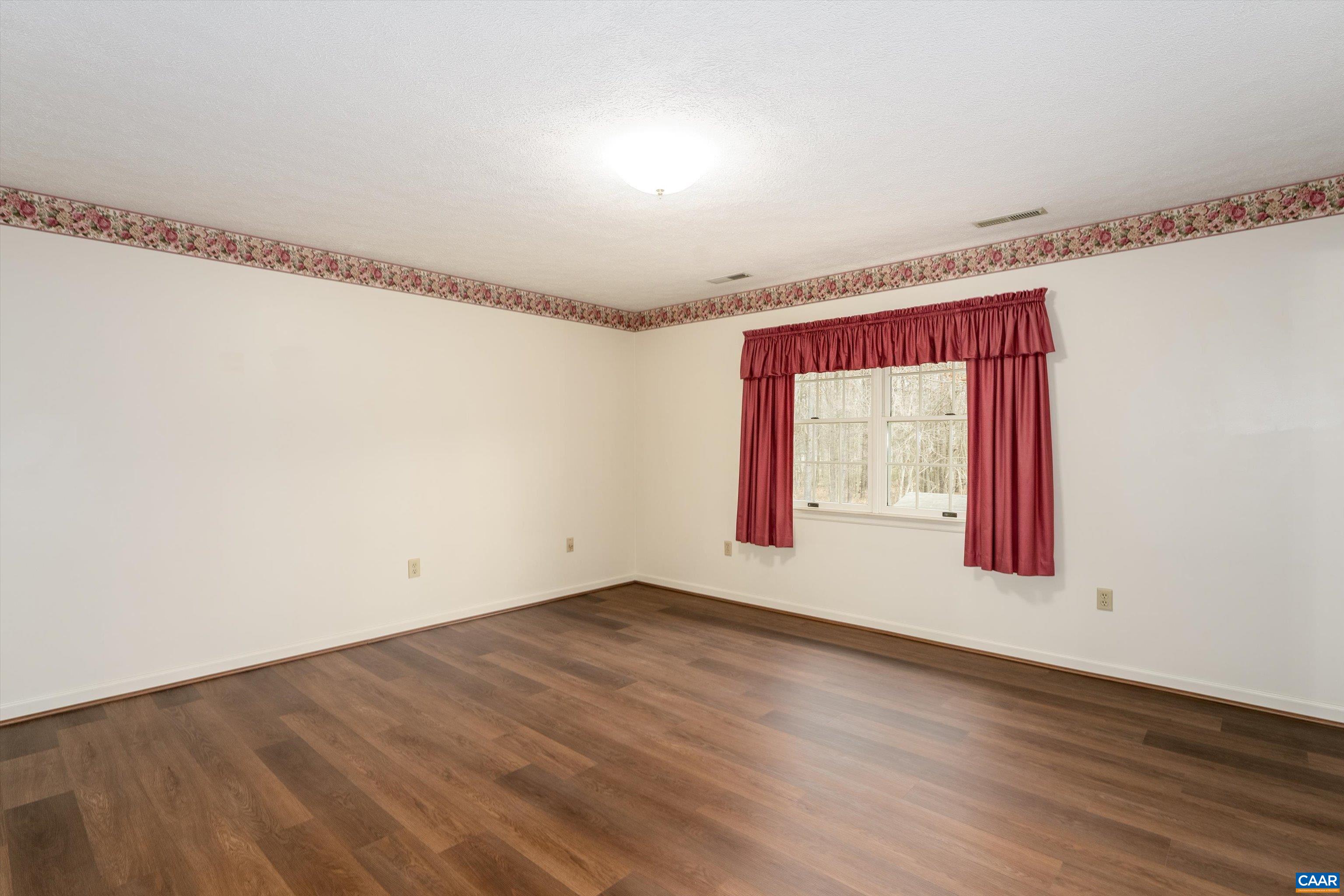 252 FLINT MOUNTAIN DR, STUARTS DRAFT, Virginia 24477, 3 Bedrooms Bedrooms, ,2 BathroomsBathrooms,Residential,252 FLINT MOUNTAIN DR,674977 MLS # 674977 252 FLINT MOUNTAIN DR, STUARTS DRAFT, Virginia 24477, 3 Bedrooms Bedrooms, ,2 BathroomsBathrooms,Residential,252 FLINT MOUNTAIN DR,674977 MLS # 674977