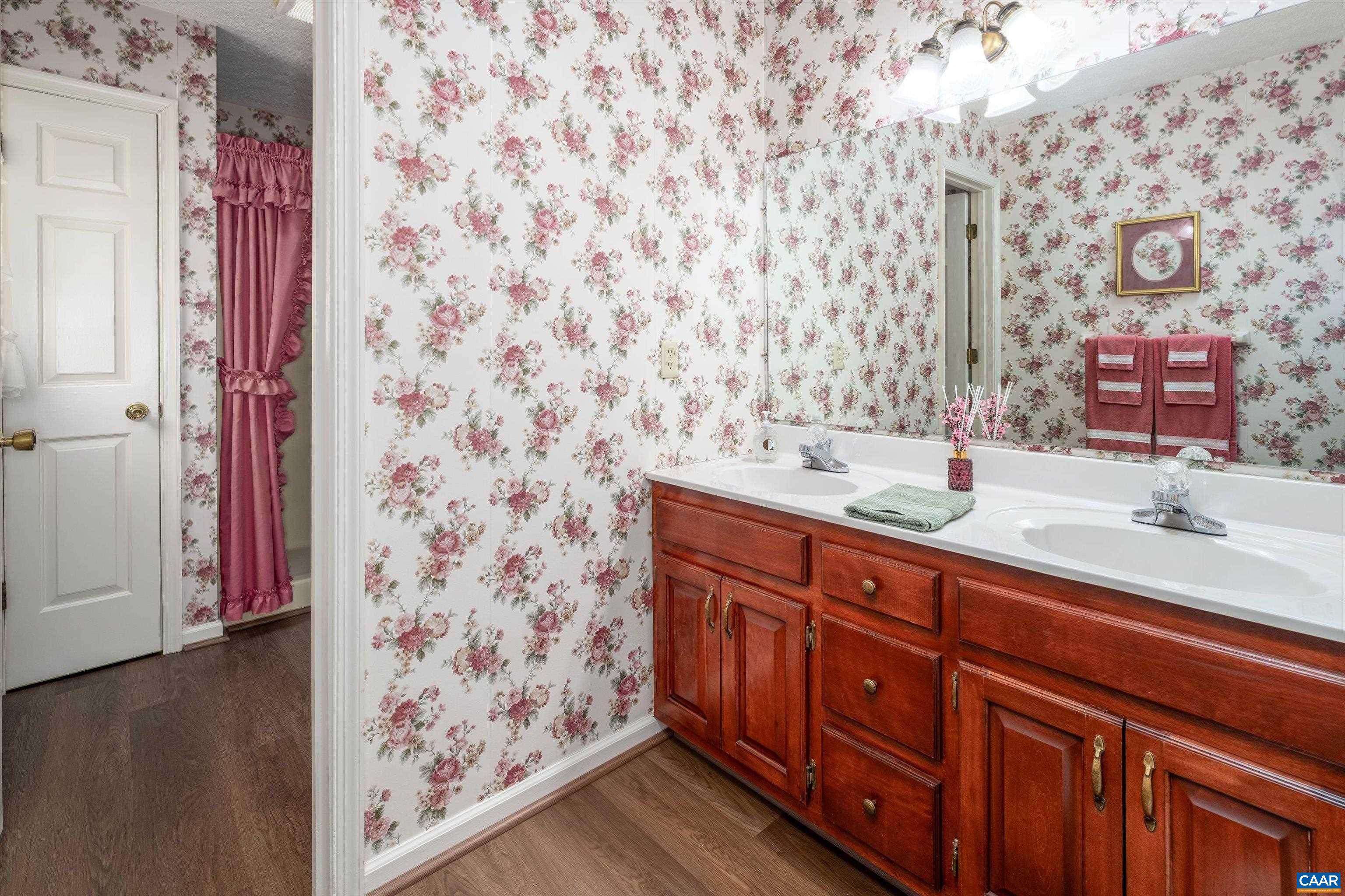 252 FLINT MOUNTAIN DR, STUARTS DRAFT, Virginia 24477, 3 Bedrooms Bedrooms, ,2 BathroomsBathrooms,Residential,252 FLINT MOUNTAIN DR,674977 MLS # 674977 252 FLINT MOUNTAIN DR, STUARTS DRAFT, Virginia 24477, 3 Bedrooms Bedrooms, ,2 BathroomsBathrooms,Residential,252 FLINT MOUNTAIN DR,674977 MLS # 674977