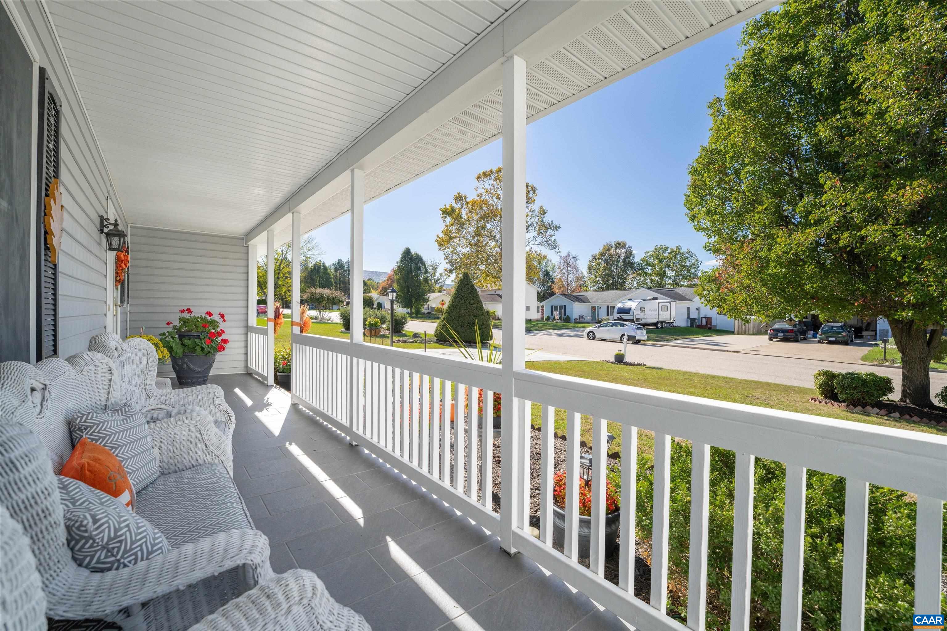 252 FLINT MOUNTAIN DR, STUARTS DRAFT, Virginia 24477, 3 Bedrooms Bedrooms, ,2 BathroomsBathrooms,Residential,252 FLINT MOUNTAIN DR,674977 MLS # 674977 252 FLINT MOUNTAIN DR, STUARTS DRAFT, Virginia 24477, 3 Bedrooms Bedrooms, ,2 BathroomsBathrooms,Residential,252 FLINT MOUNTAIN DR,674977 MLS # 674977