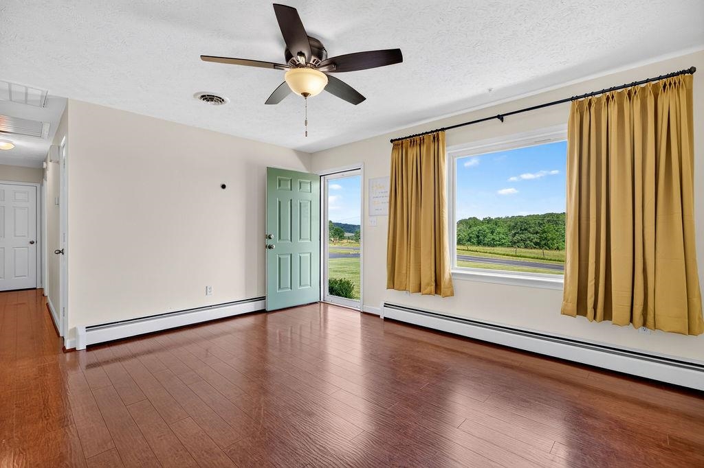 484 GALENA RD, STAUNTON, Virginia 24401, 3 Bedrooms Bedrooms, ,2 BathroomsBathrooms,Residential,484 GALENA RD,679048 MLS # 679048 484 GALENA RD, STAUNTON, Virginia 24401, 3 Bedrooms Bedrooms, ,2 BathroomsBathrooms,Residential,484 GALENA RD,679048 MLS # 679048