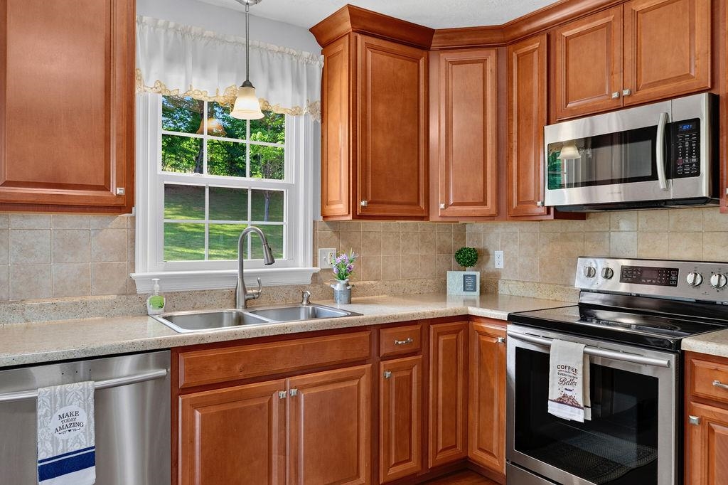 484 GALENA RD, STAUNTON, Virginia 24401, 3 Bedrooms Bedrooms, ,2 BathroomsBathrooms,Residential,484 GALENA RD,679048 MLS # 679048 484 GALENA RD, STAUNTON, Virginia 24401, 3 Bedrooms Bedrooms, ,2 BathroomsBathrooms,Residential,484 GALENA RD,679048 MLS # 679048