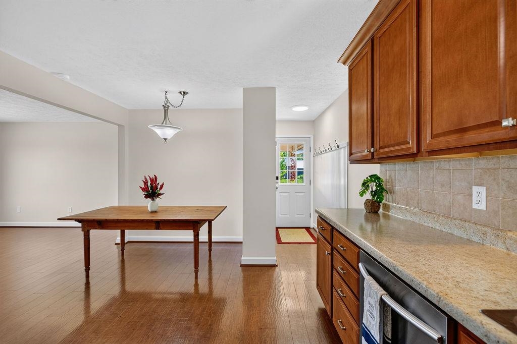 484 GALENA RD, STAUNTON, Virginia 24401, 3 Bedrooms Bedrooms, ,2 BathroomsBathrooms,Residential,484 GALENA RD,679048 MLS # 679048 484 GALENA RD, STAUNTON, Virginia 24401, 3 Bedrooms Bedrooms, ,2 BathroomsBathrooms,Residential,484 GALENA RD,679048 MLS # 679048