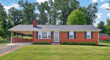 484 GALENA RD, STAUNTON, Virginia 24401, 3 Bedrooms Bedrooms, ,2 BathroomsBathrooms,Residential,484 GALENA RD,679048 MLS # 679048