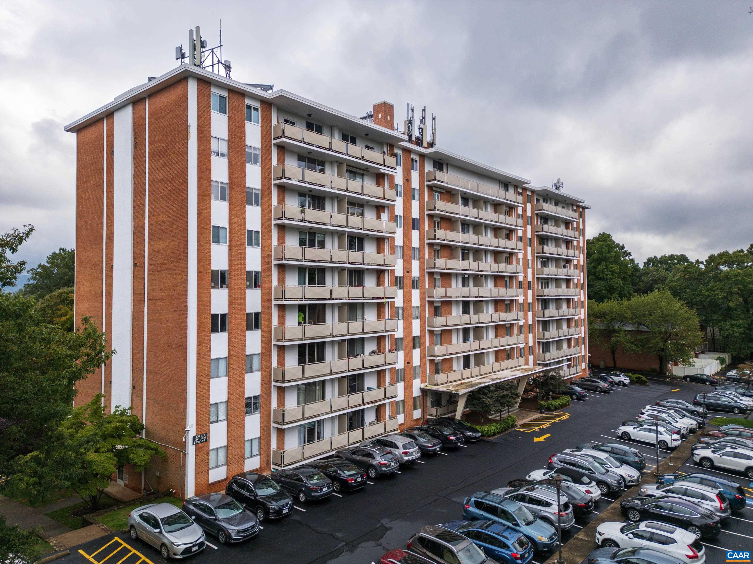 1800 JEFFERSON PARK AVE, CHARLOTTESVILLE, Virginia 22903, 1 Bedroom Bedrooms, ,1 BathroomBathrooms,Residential,1800 JEFFERSON PARK AVE,681002 MLS # 681002 1800 JEFFERSON PARK AVE, CHARLOTTESVILLE, Virginia 22903, 1 Bedroom Bedrooms, ,1 BathroomBathrooms,Residential,1800 JEFFERSON PARK AVE,681002 MLS # 681002