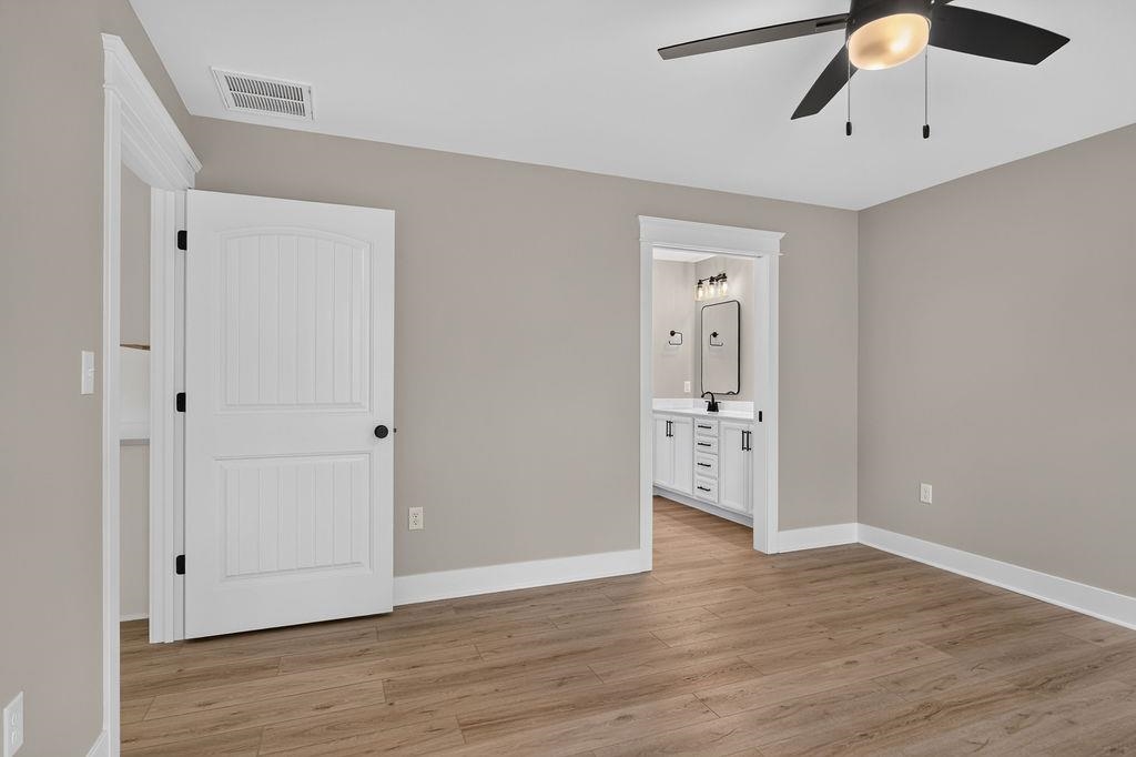 220 LANGLEY DR, WAYNESBORO, Virginia 22980, 3 Bedrooms Bedrooms, ,3 BathroomsBathrooms,Residential,220 LANGLEY DR,681010 MLS # 681010 220 LANGLEY DR, WAYNESBORO, Virginia 22980, 3 Bedrooms Bedrooms, ,3 BathroomsBathrooms,Residential,220 LANGLEY DR,681010 MLS # 681010