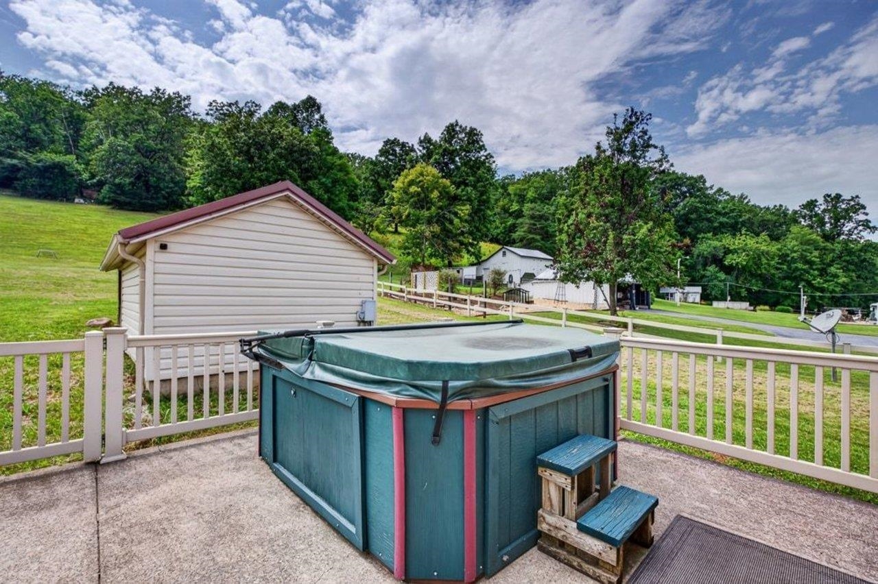 19078 SPOTSWOOD TRL, ELKTON, Virginia 22827, 3 Bedrooms Bedrooms, ,2 BathroomsBathrooms,Residential,19078 SPOTSWOOD TRL,681011 MLS # 681011 19078 SPOTSWOOD TRL, ELKTON, Virginia 22827, 3 Bedrooms Bedrooms, ,2 BathroomsBathrooms,Residential,19078 SPOTSWOOD TRL,681011 MLS # 681011