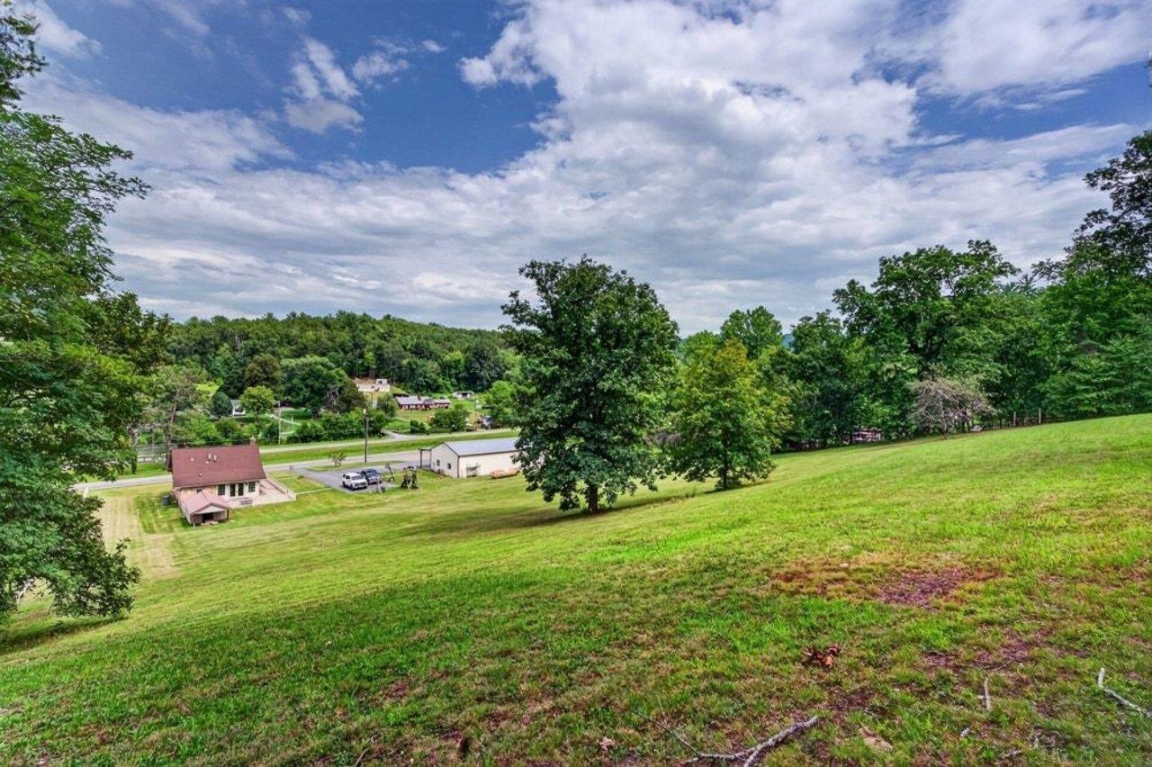 19078 SPOTSWOOD TRL, ELKTON, Virginia 22827, 3 Bedrooms Bedrooms, ,2 BathroomsBathrooms,Residential,19078 SPOTSWOOD TRL,681011 MLS # 681011 19078 SPOTSWOOD TRL, ELKTON, Virginia 22827, 3 Bedrooms Bedrooms, ,2 BathroomsBathrooms,Residential,19078 SPOTSWOOD TRL,681011 MLS # 681011