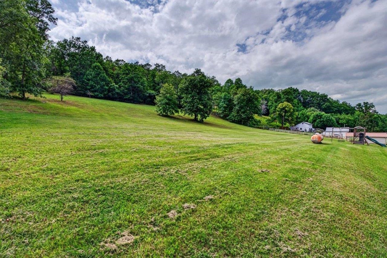 19078 SPOTSWOOD TRL, ELKTON, Virginia 22827, 3 Bedrooms Bedrooms, ,2 BathroomsBathrooms,Residential,19078 SPOTSWOOD TRL,681011 MLS # 681011 19078 SPOTSWOOD TRL, ELKTON, Virginia 22827, 3 Bedrooms Bedrooms, ,2 BathroomsBathrooms,Residential,19078 SPOTSWOOD TRL,681011 MLS # 681011