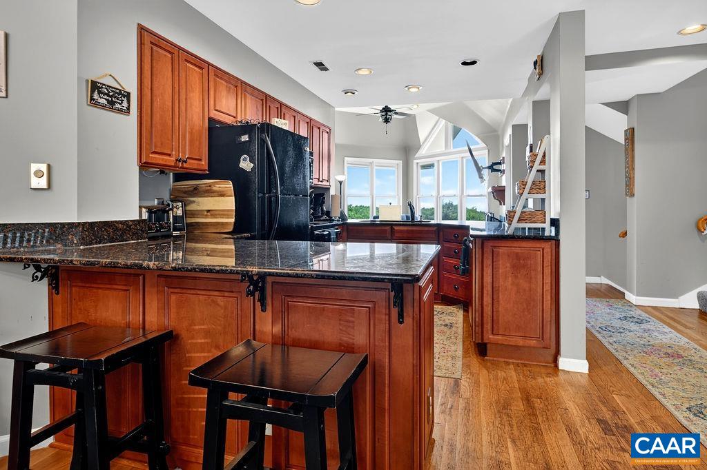 15 SHENANDOAH RIDGE CT, WINTERGREEN RESORT, Virginia 22967, 5 Bedrooms Bedrooms, ,4 BathroomsBathrooms,Residential,15 SHENANDOAH RIDGE CT,681012 MLS # 681012