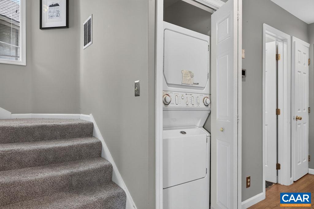 15 SHENANDOAH RIDGE CT, WINTERGREEN RESORT, Virginia 22967, 5 Bedrooms Bedrooms, ,4 BathroomsBathrooms,Residential,15 SHENANDOAH RIDGE CT,681012 MLS # 681012
