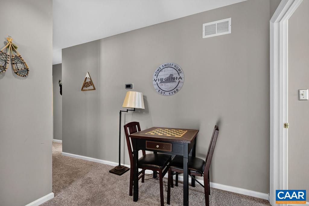 15 SHENANDOAH RIDGE CT, WINTERGREEN RESORT, Virginia 22967, 5 Bedrooms Bedrooms, ,4 BathroomsBathrooms,Residential,15 SHENANDOAH RIDGE CT,681012 MLS # 681012