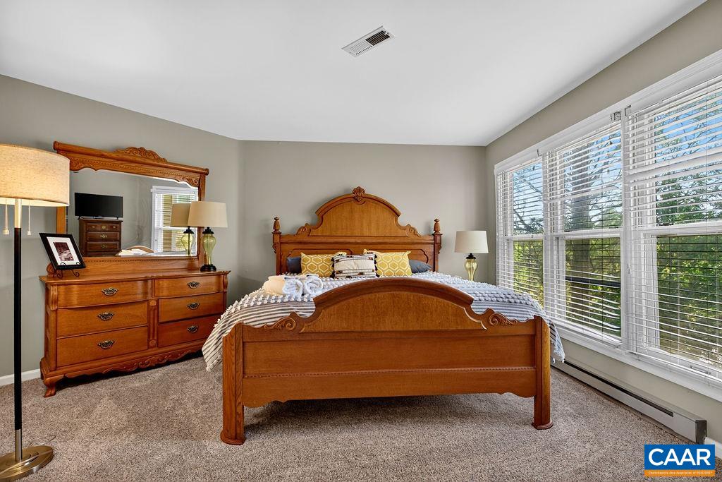 15 SHENANDOAH RIDGE CT, WINTERGREEN RESORT, Virginia 22967, 5 Bedrooms Bedrooms, ,4 BathroomsBathrooms,Residential,15 SHENANDOAH RIDGE CT,681012 MLS # 681012