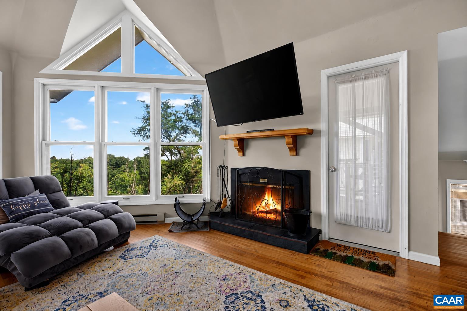 15 SHENANDOAH RIDGE CT, WINTERGREEN RESORT, Virginia 22967, 5 Bedrooms Bedrooms, ,4 BathroomsBathrooms,Residential,15 SHENANDOAH RIDGE CT,681012 MLS # 681012