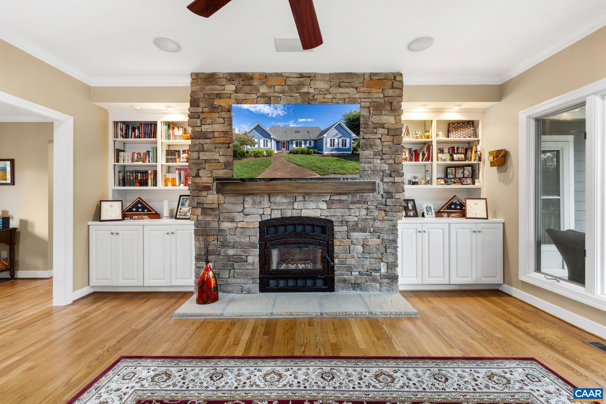 4165 INDIAN LN, NORTH GARDEN, Virginia 22959, 5 Bedrooms Bedrooms, ,4 BathroomsBathrooms,Residential,Amazing Views!,4165 INDIAN LN,681003 MLS # 681003 4165 INDIAN LN, NORTH GARDEN, Virginia 22959, 5 Bedrooms Bedrooms, ,4 BathroomsBathrooms,Residential,Amazing Views!,4165 INDIAN LN,681003 MLS # 681003