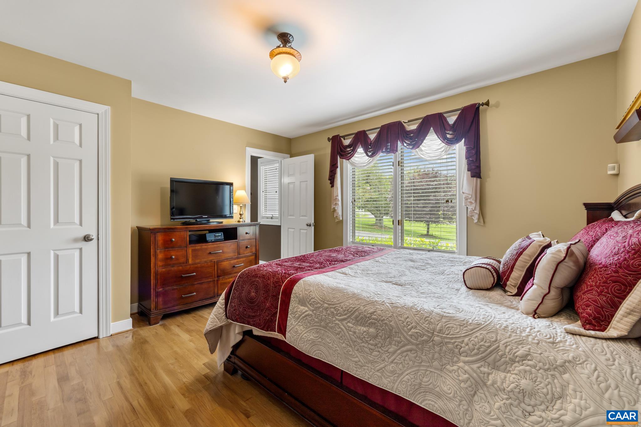 4165 INDIAN LN, NORTH GARDEN, Virginia 22959, 5 Bedrooms Bedrooms, ,4 BathroomsBathrooms,Residential,Amazing Views!,4165 INDIAN LN,681003 MLS # 681003 4165 INDIAN LN, NORTH GARDEN, Virginia 22959, 5 Bedrooms Bedrooms, ,4 BathroomsBathrooms,Residential,Amazing Views!,4165 INDIAN LN,681003 MLS # 681003
