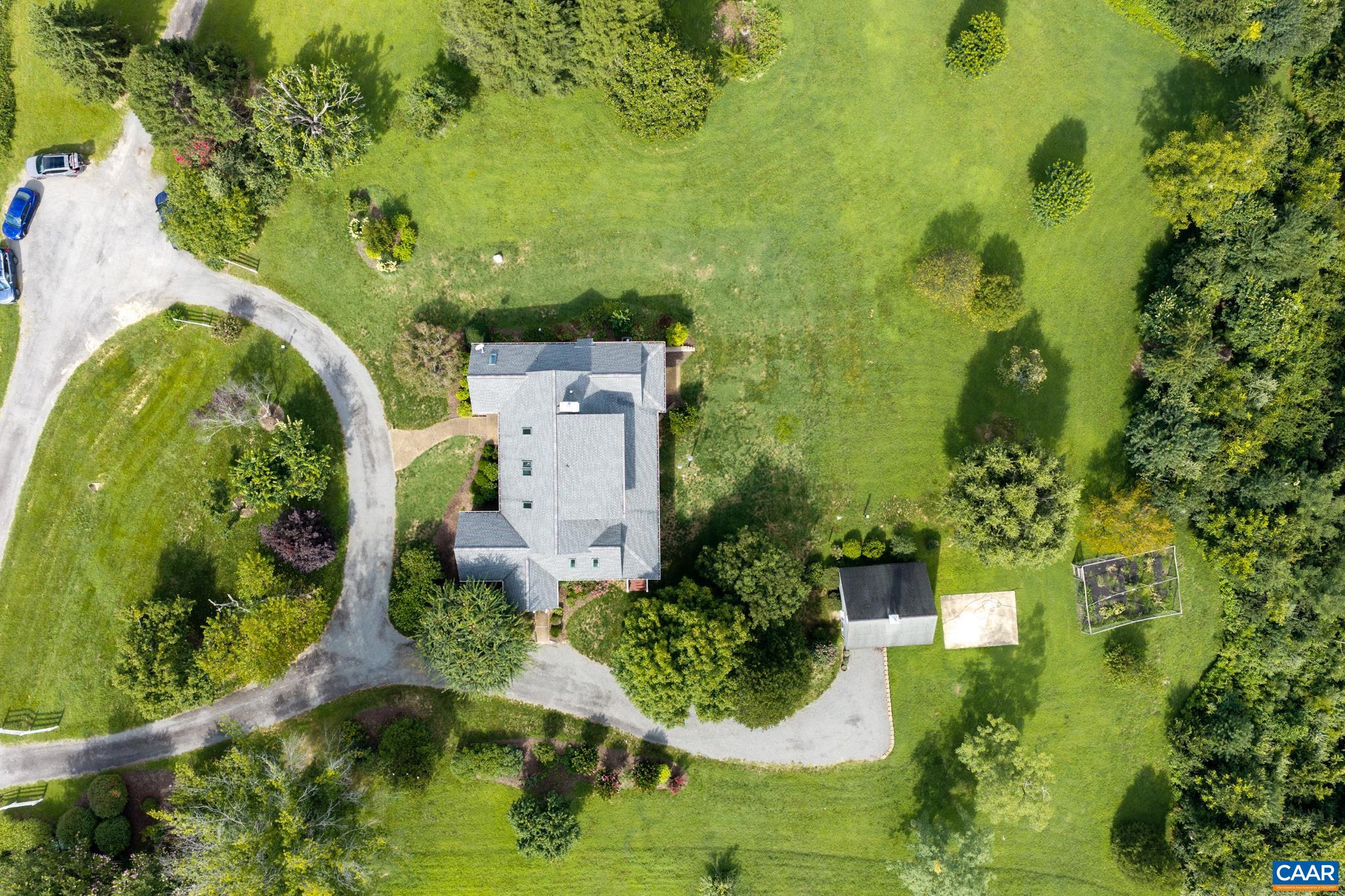 4165 INDIAN LN, NORTH GARDEN, Virginia 22959, 5 Bedrooms Bedrooms, ,4 BathroomsBathrooms,Residential,Amazing Views!,4165 INDIAN LN,681003 MLS # 681003 4165 INDIAN LN, NORTH GARDEN, Virginia 22959, 5 Bedrooms Bedrooms, ,4 BathroomsBathrooms,Residential,Amazing Views!,4165 INDIAN LN,681003 MLS # 681003