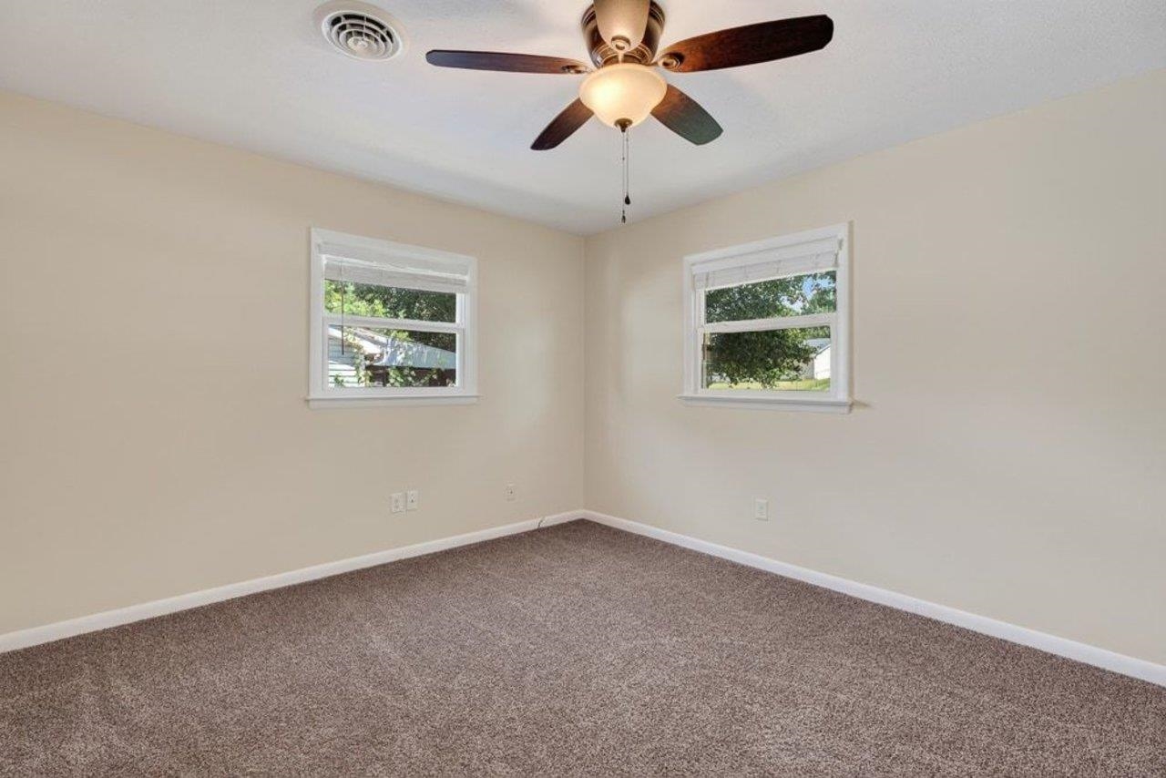 28 ARDMORE ST, VERONA, Virginia 24482, 3 Bedrooms Bedrooms, ,1 BathroomBathrooms,Residential,28 ARDMORE ST,681015 MLS # 681015 28 ARDMORE ST, VERONA, Virginia 24482, 3 Bedrooms Bedrooms, ,1 BathroomBathrooms,Residential,28 ARDMORE ST,681015 MLS # 681015