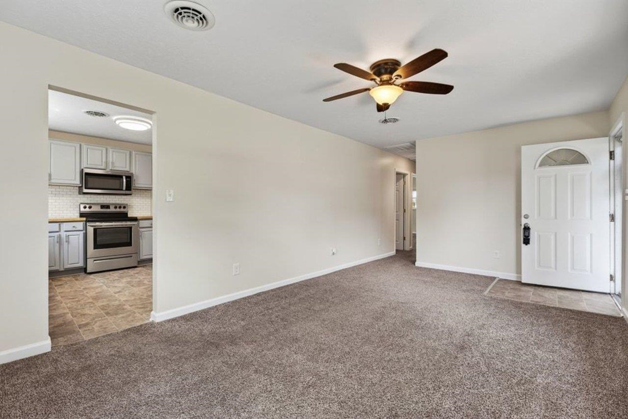 28 ARDMORE ST, VERONA, Virginia 24482, 3 Bedrooms Bedrooms, ,1 BathroomBathrooms,Residential,28 ARDMORE ST,681015 MLS # 681015 28 ARDMORE ST, VERONA, Virginia 24482, 3 Bedrooms Bedrooms, ,1 BathroomBathrooms,Residential,28 ARDMORE ST,681015 MLS # 681015