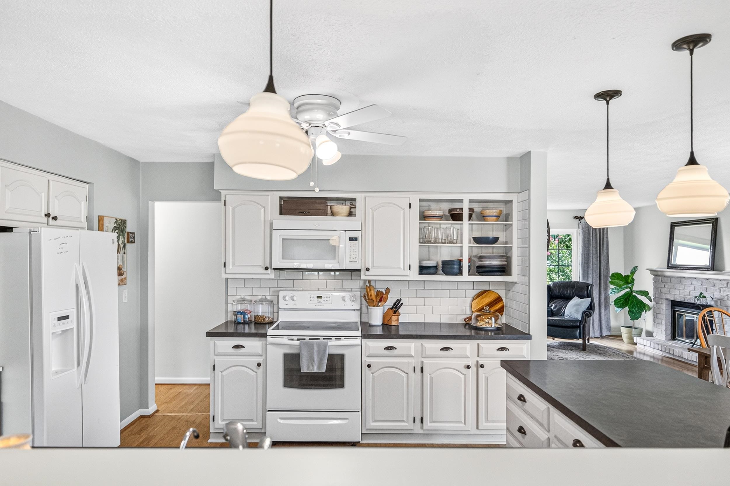 718 WEAVER RD, ROCKINGHAM, Virginia 22802, 4 Bedrooms Bedrooms, ,2 BathroomsBathrooms,Residential,718 WEAVER RD,681016 MLS # 681016