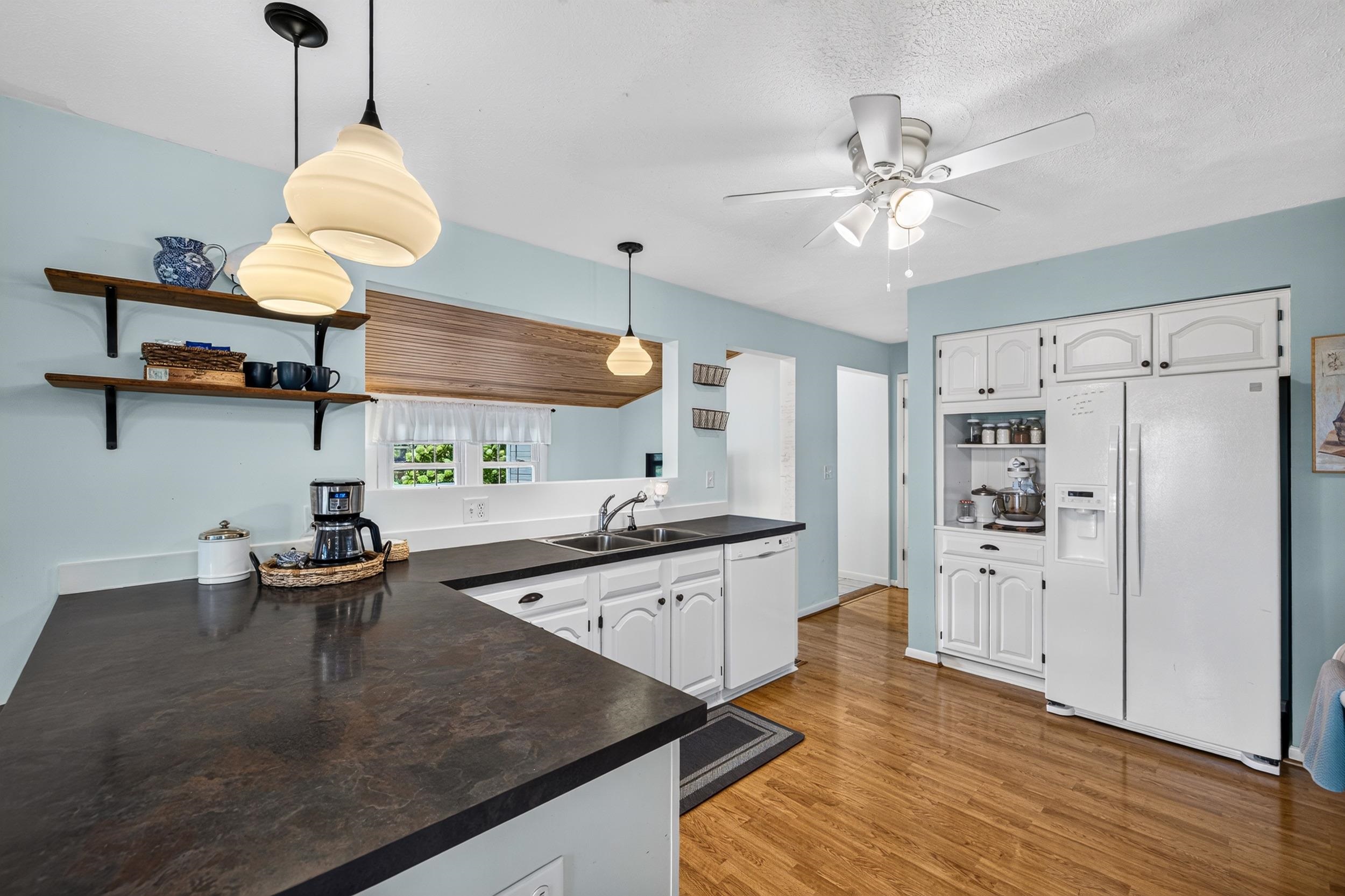 718 WEAVER RD, ROCKINGHAM, Virginia 22802, 4 Bedrooms Bedrooms, ,2 BathroomsBathrooms,Residential,718 WEAVER RD,681016 MLS # 681016