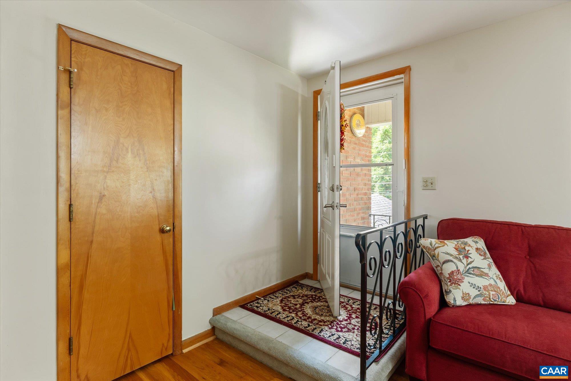 1329 E MAIN ST, WAYNESBORO, Virginia 22980, 9 Bedrooms Bedrooms, ,4 BathroomsBathrooms,Residential,1329 E MAIN ST,681018 MLS # 681018