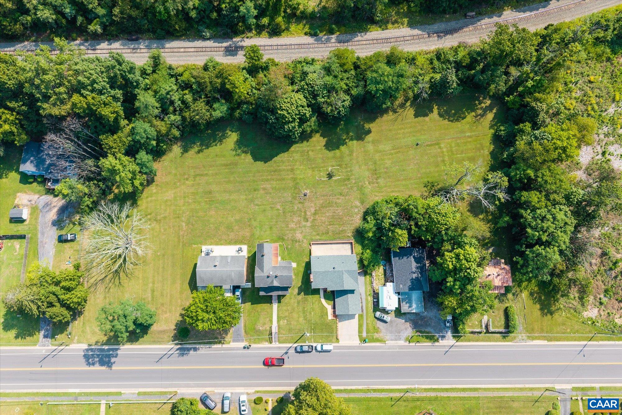 1329 E MAIN ST, WAYNESBORO, Virginia 22980, 9 Bedrooms Bedrooms, ,4 BathroomsBathrooms,Residential,1329 E MAIN ST,681018 MLS # 681018