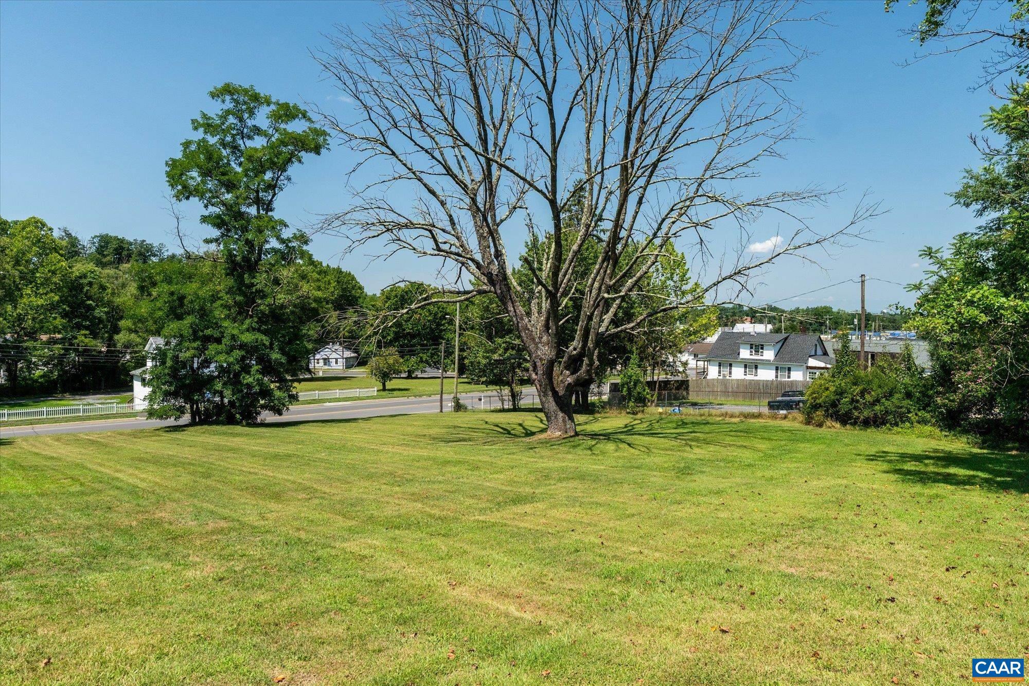1329 E MAIN ST, WAYNESBORO, Virginia 22980, 9 Bedrooms Bedrooms, ,4 BathroomsBathrooms,Residential,1329 E MAIN ST,681018 MLS # 681018